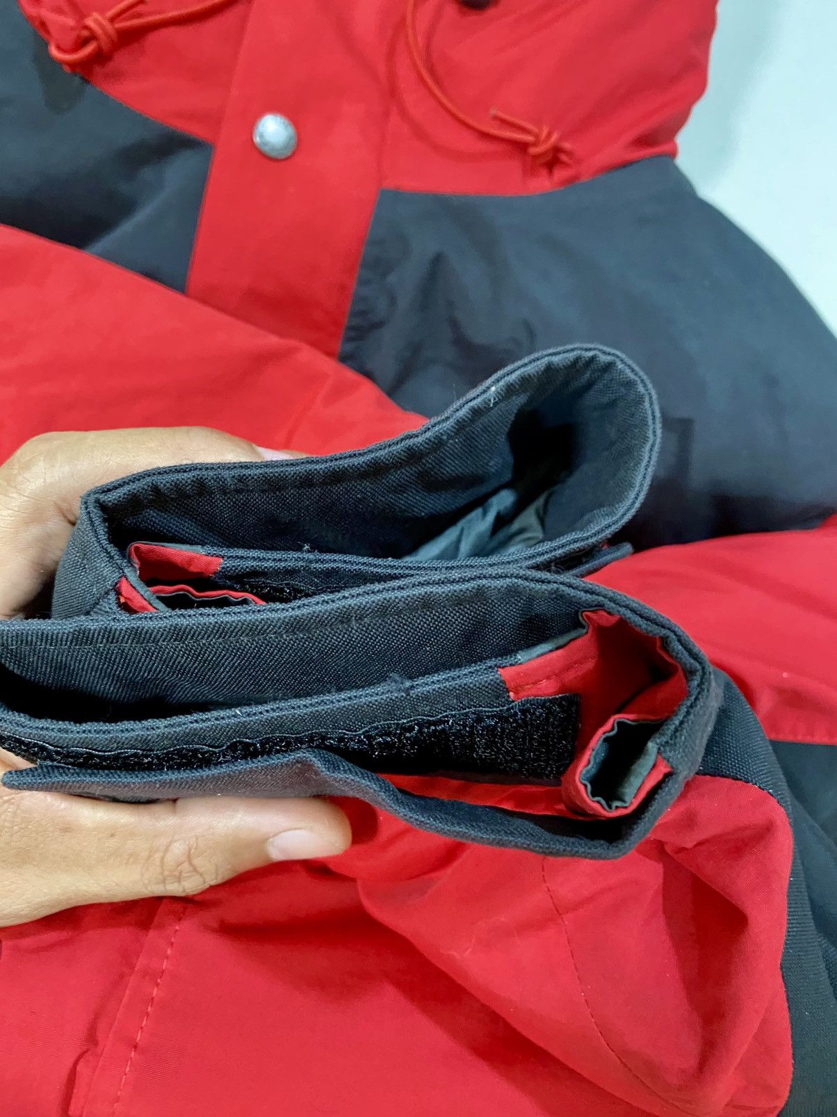 The North Face TNF mountain down hyvent Size US M / EU 48-50 / 2 - 13 Thumbnail