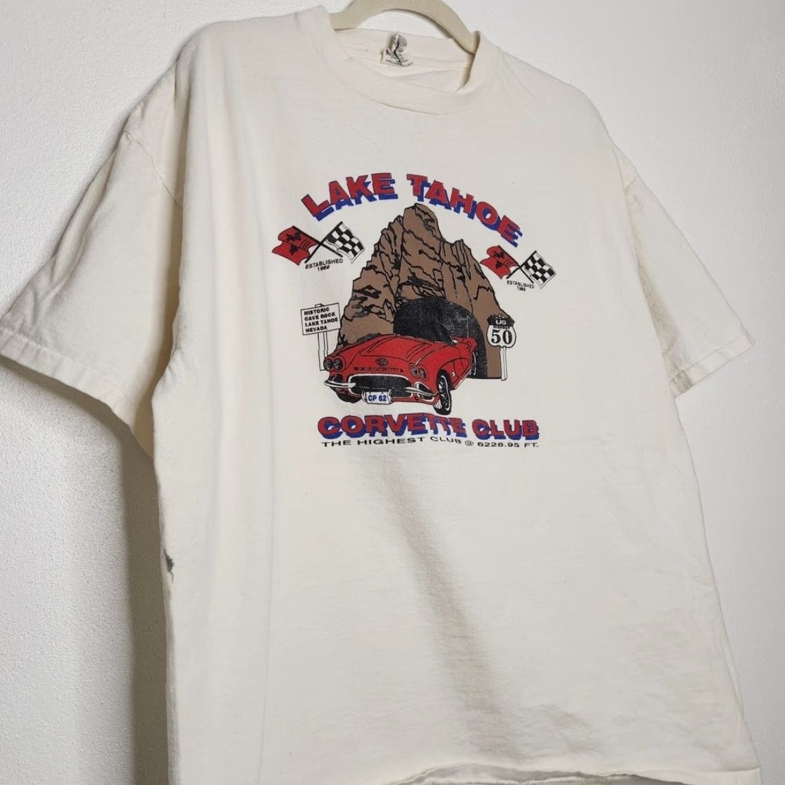 Vintage VINTAGE Oneita Corvette Lake Tahoe Club Double Sided Car Art Shirt XXL White Unisex Adults Men Women Shirts Art 90s 2000s Size US XXL / EU 58 / 5 - 2 Thumbnail