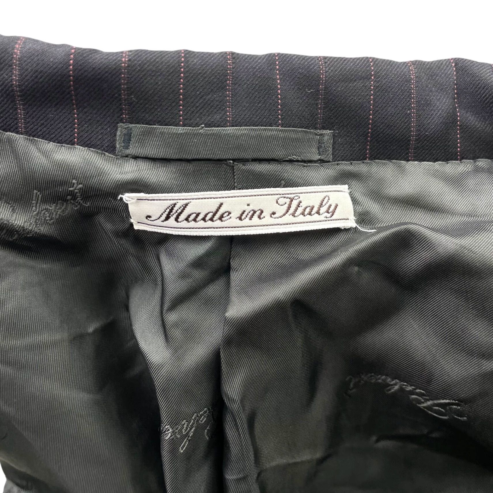 Vintage Belvest Suit 2 Piece Mens Wool Black/Pink Stripe 40S 34x30 Italy Three-Button Single-Breasted Notch Lapel Vintage No N/A Size 40R - 7 Thumbnail