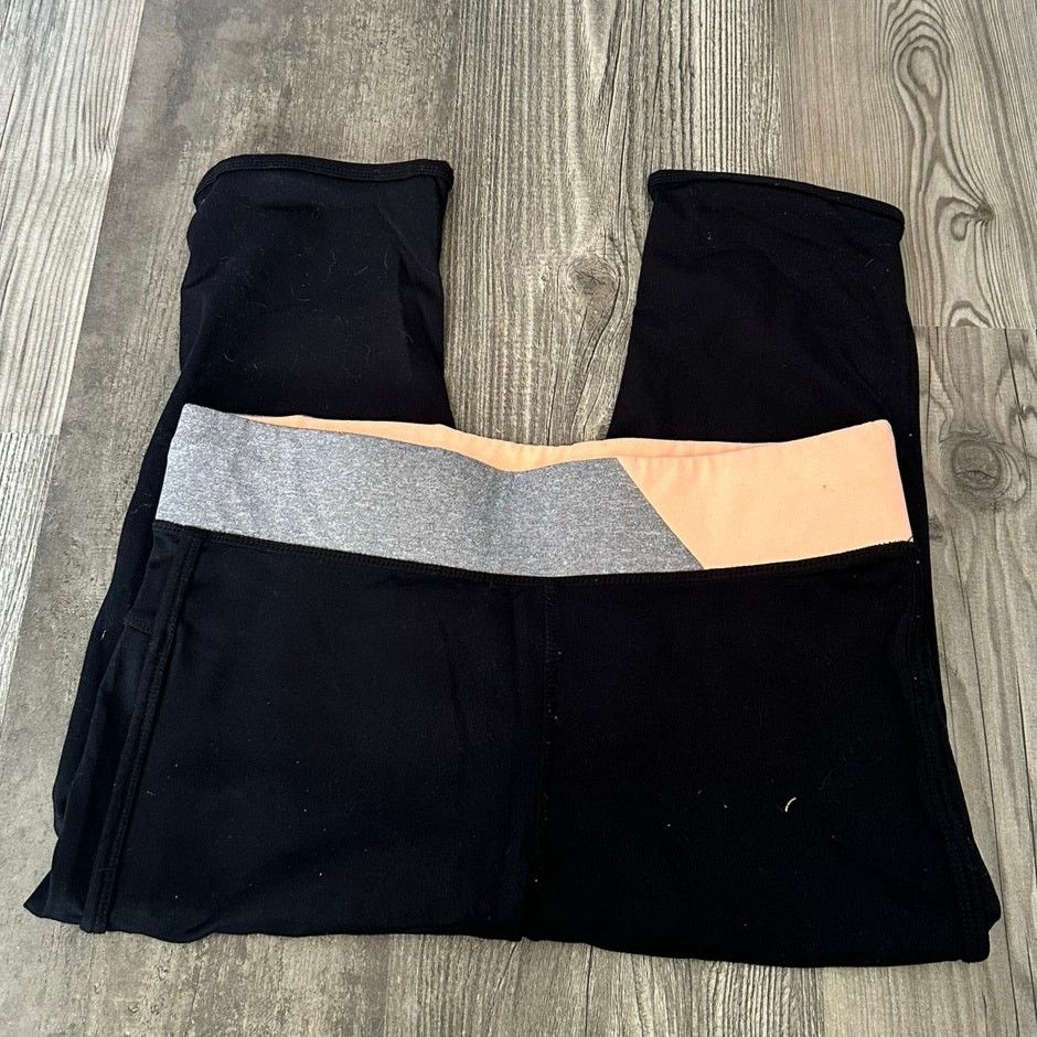 Other ibody black orange gray capri leggings Size 28" / US 6 / IT 42 - 1 Thumbnail