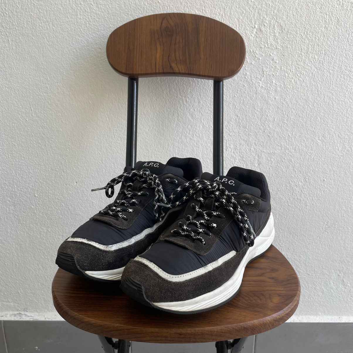 A.P.C. A.P.C. Run Around Sneakers Size US 8.5 / EU 41-42 - 1 Thumbnail