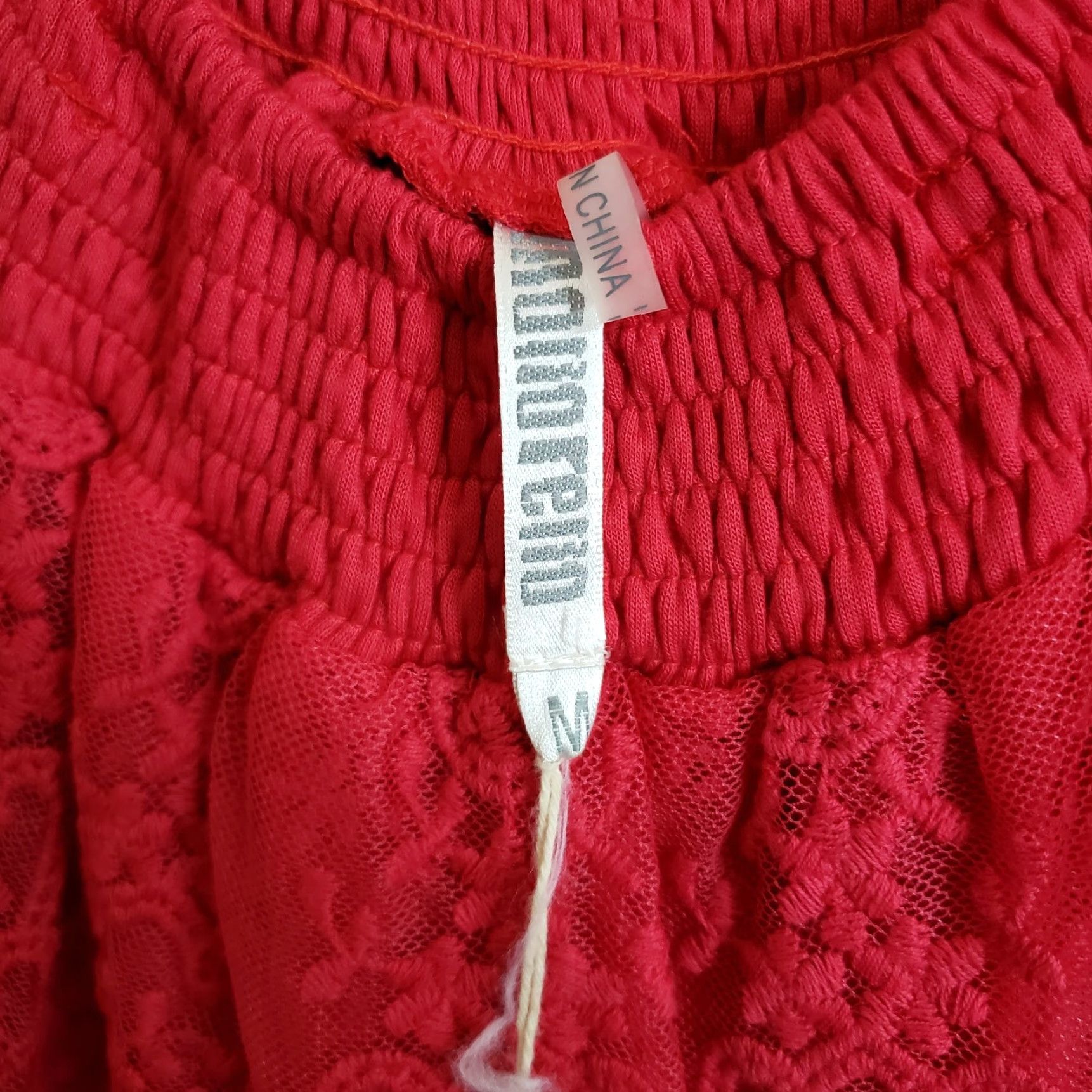 Vintage VINTAGE MONORENO Womens Off The Shoulder Top Sz Medium Red Embroidered Cotton Blend Size M / US 6-8 / IT 42-44 - 6 Thumbnail