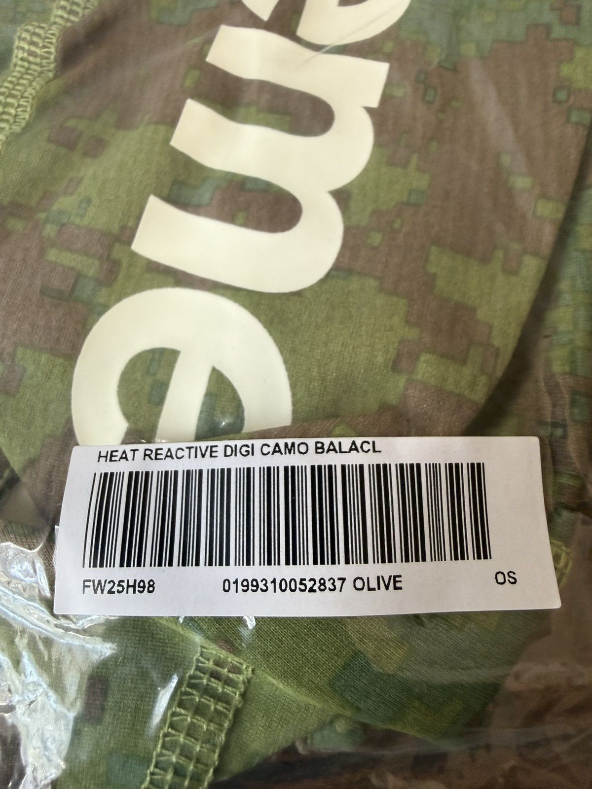 Supreme Supreme (FW25) Heat Reactive Digi Camo Balaclava Olive Size ONE SIZE - 2 Thumbnail