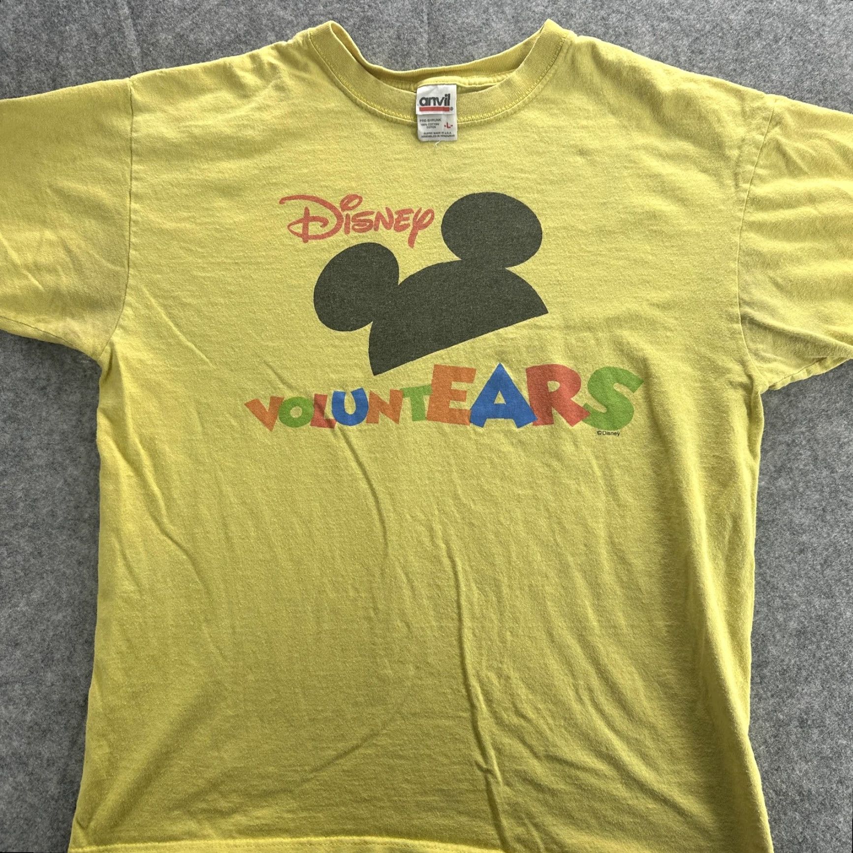 Anvil VINTAGE Anvil Disney VoluntEARS T-Shirt Mens Large Yellow Mickey Mouse 90s Graphic Print Size US L / EU 52-54 / 3 - 2 Thumbnail