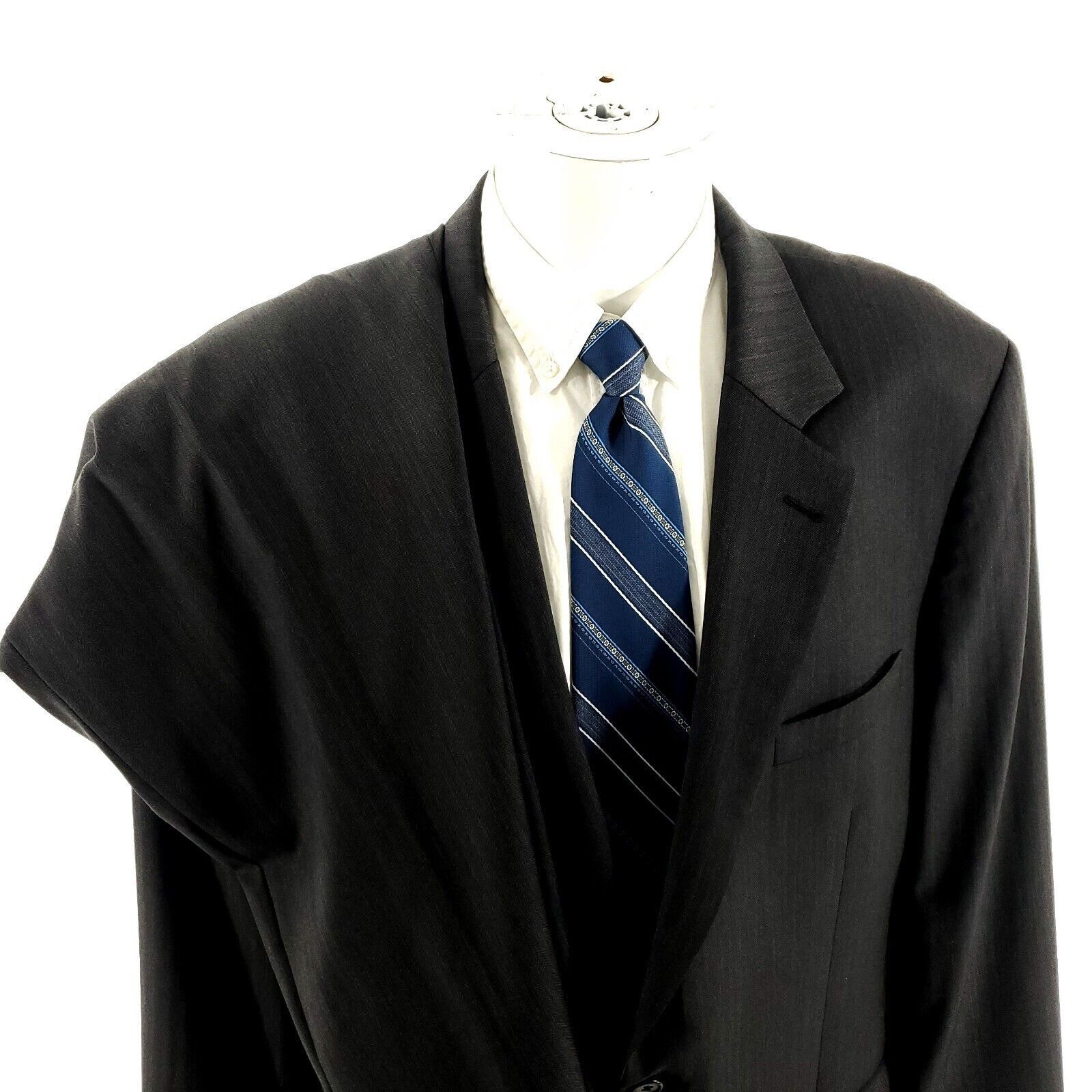 Jos. A. Bank Jos A Bank Signature Wool 2 Button 2 Piece Suit 44L Or Slim Size 44L - 1 Thumbnail