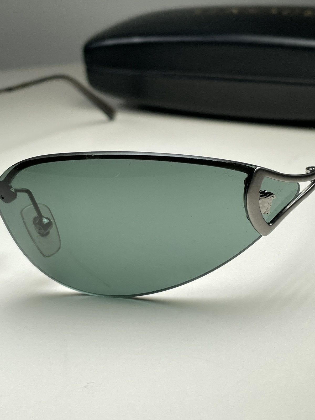 Versace × Vintage Vintage Versace Sunglasses Size ONE SIZE - 5 Thumbnail