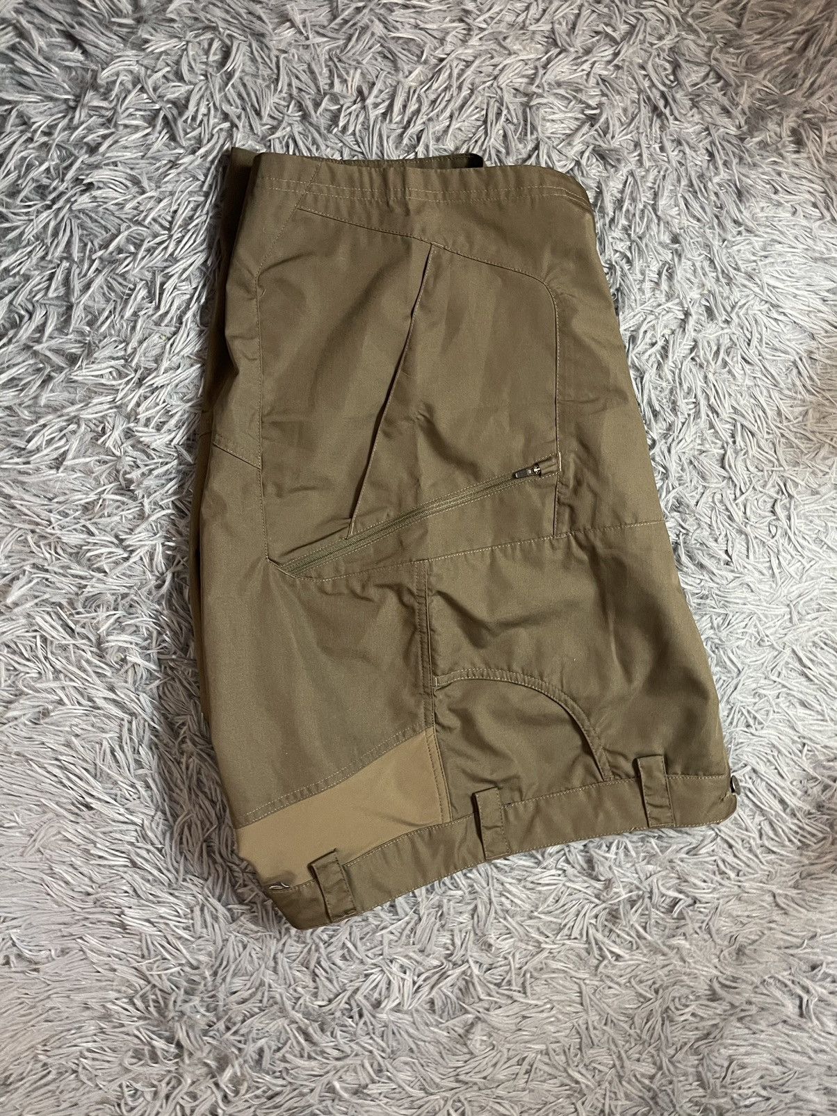 Designer Lundhags gorpcore style cargo shorts Size US 36 / EU 52 - 6 Thumbnail