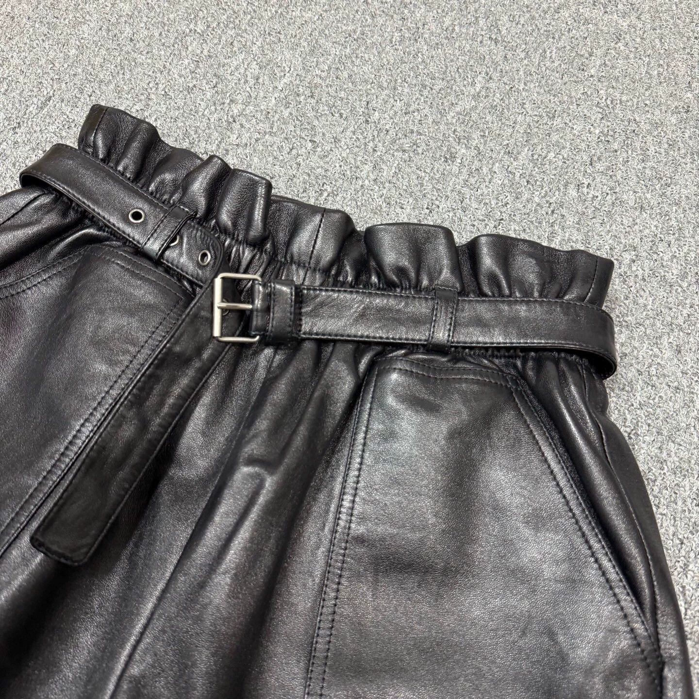 Saint Laurent Paris SLP black lambskin shorts 38 99 new Size 27" / US 4 / IT 40 - 3 Thumbnail