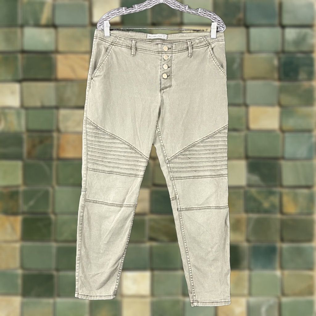 Abercrombie & Fitch Abercrombie & Fitch Jeans Women 31 Green Skinny Regular Size 31 Green Womens Size 24" / US 00 / IT 34 - 1 Thumbnail