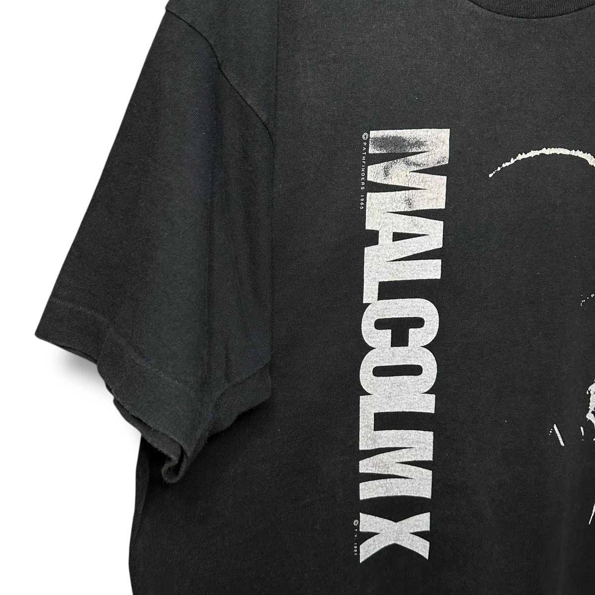 Vintage Vintage 1991 Malcolm X tshirt Size US XL / EU 56 / 4 - 6 Thumbnail
