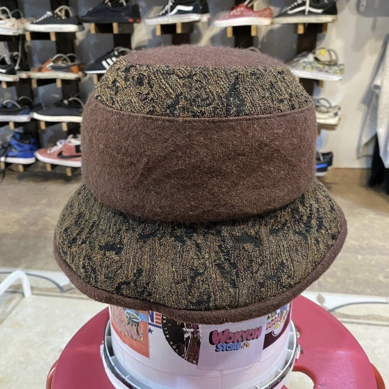 Japanese Brand brown wool bucket hat with a patterned brim made in japan Size ONE SIZE - 1 Thumbnail