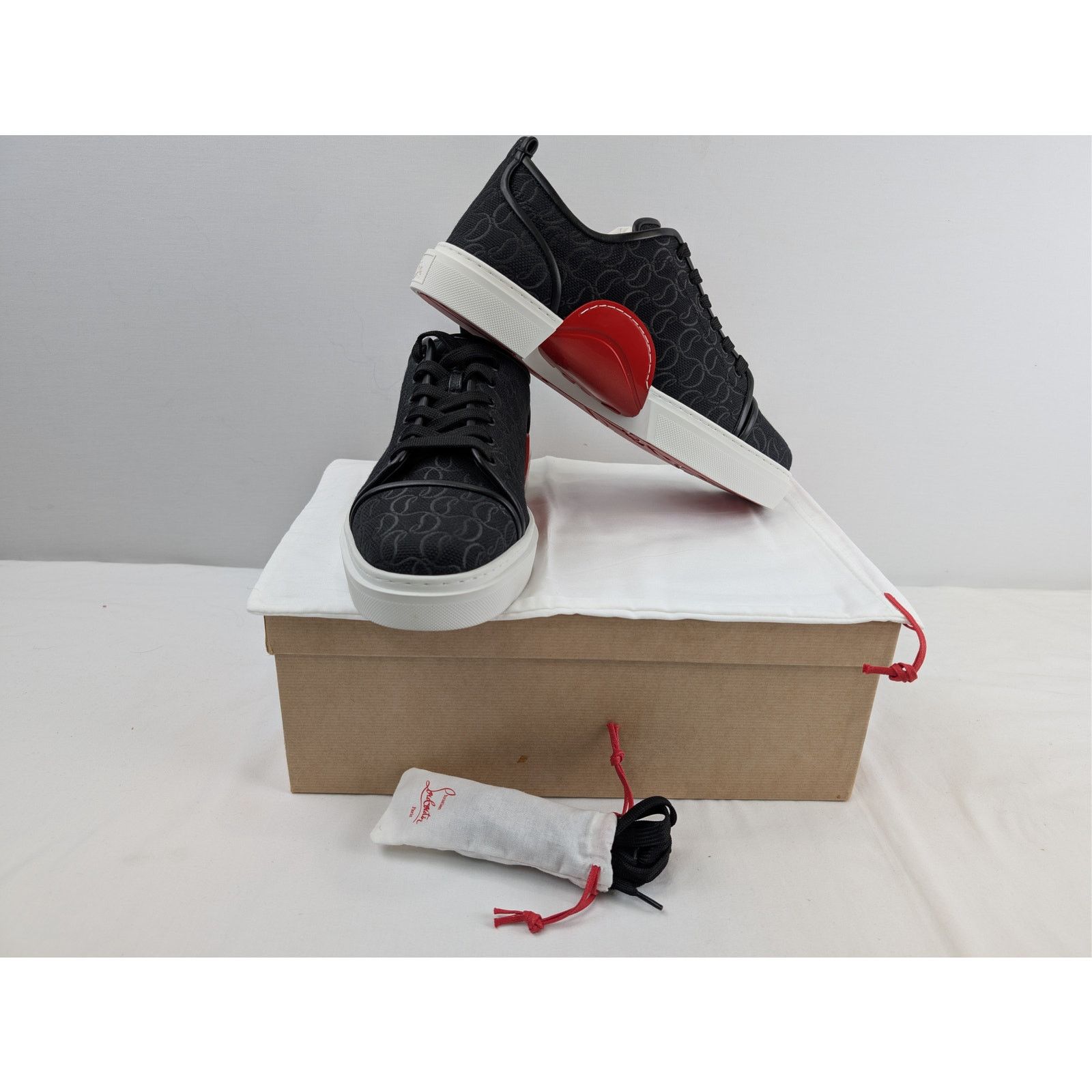 Christian Louboutin o1rshd1 Adolon Junior Flat Sneakers Shoe in Black/White Size US 12 / EU 45 - 20 Thumbnail