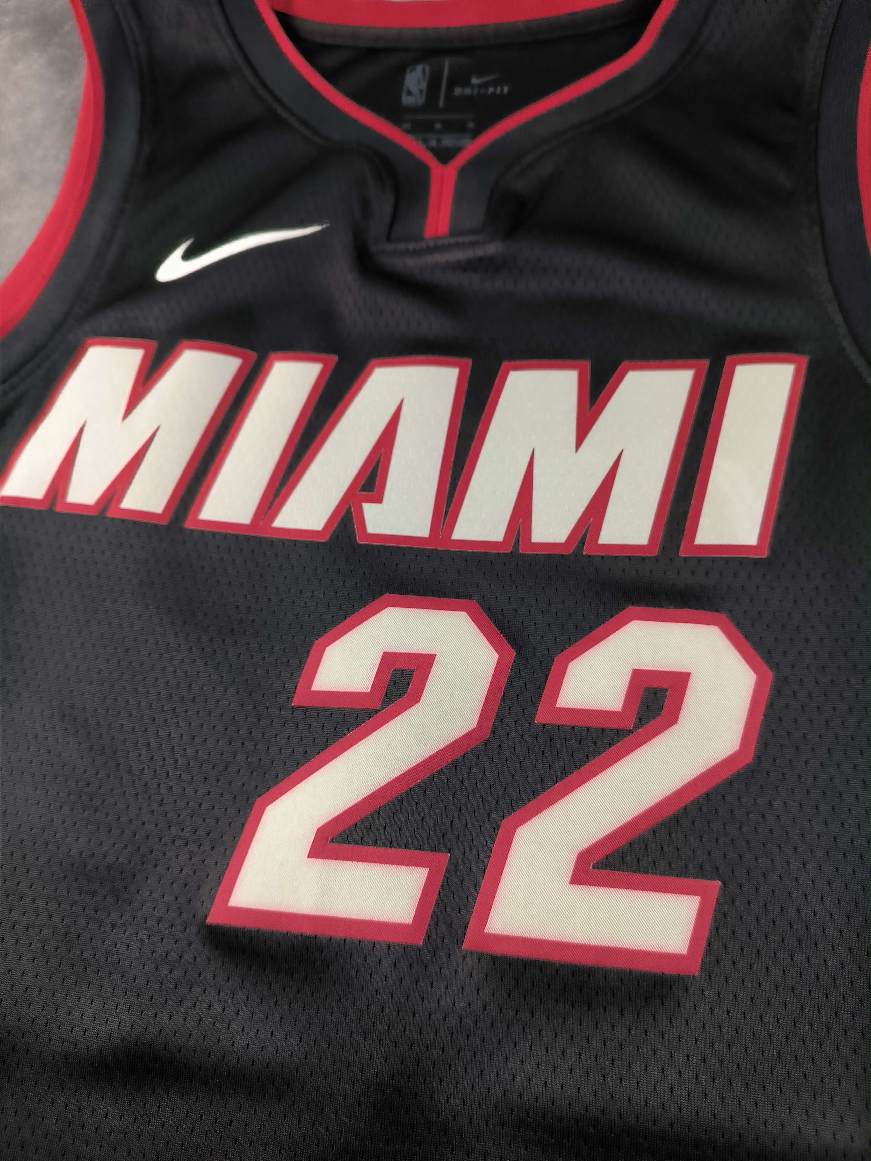 Nike Miami Heat Jimmy Butler Nike NBA jersey size 44 Size US M / EU 48-50 / 2 - 4 Thumbnail