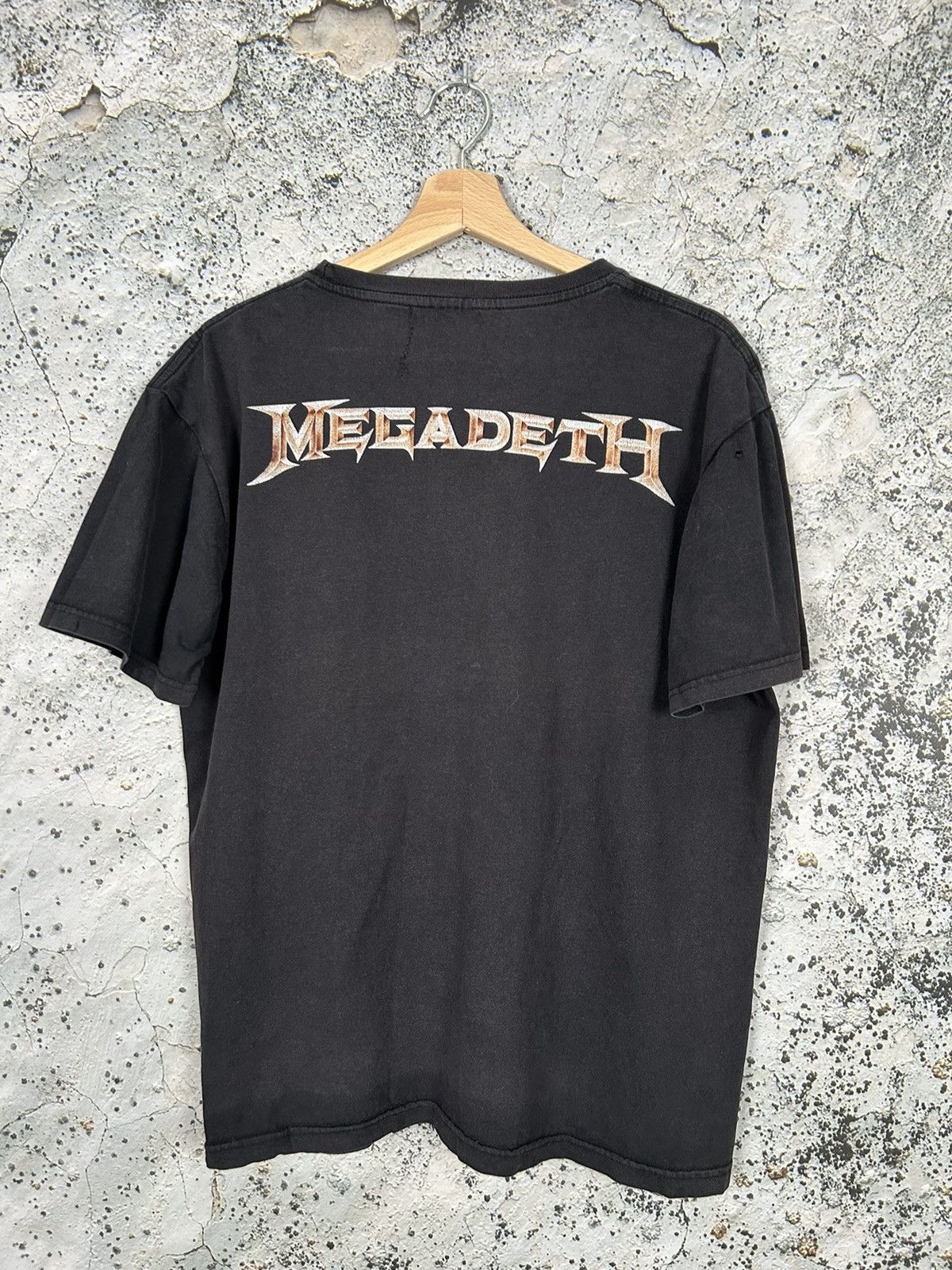 Band Tees Vintage Megadeth Rock Band Tee Metal Graphic Tee 90s Y2K Size US L / EU 52-54 / 3 - 4 Thumbnail