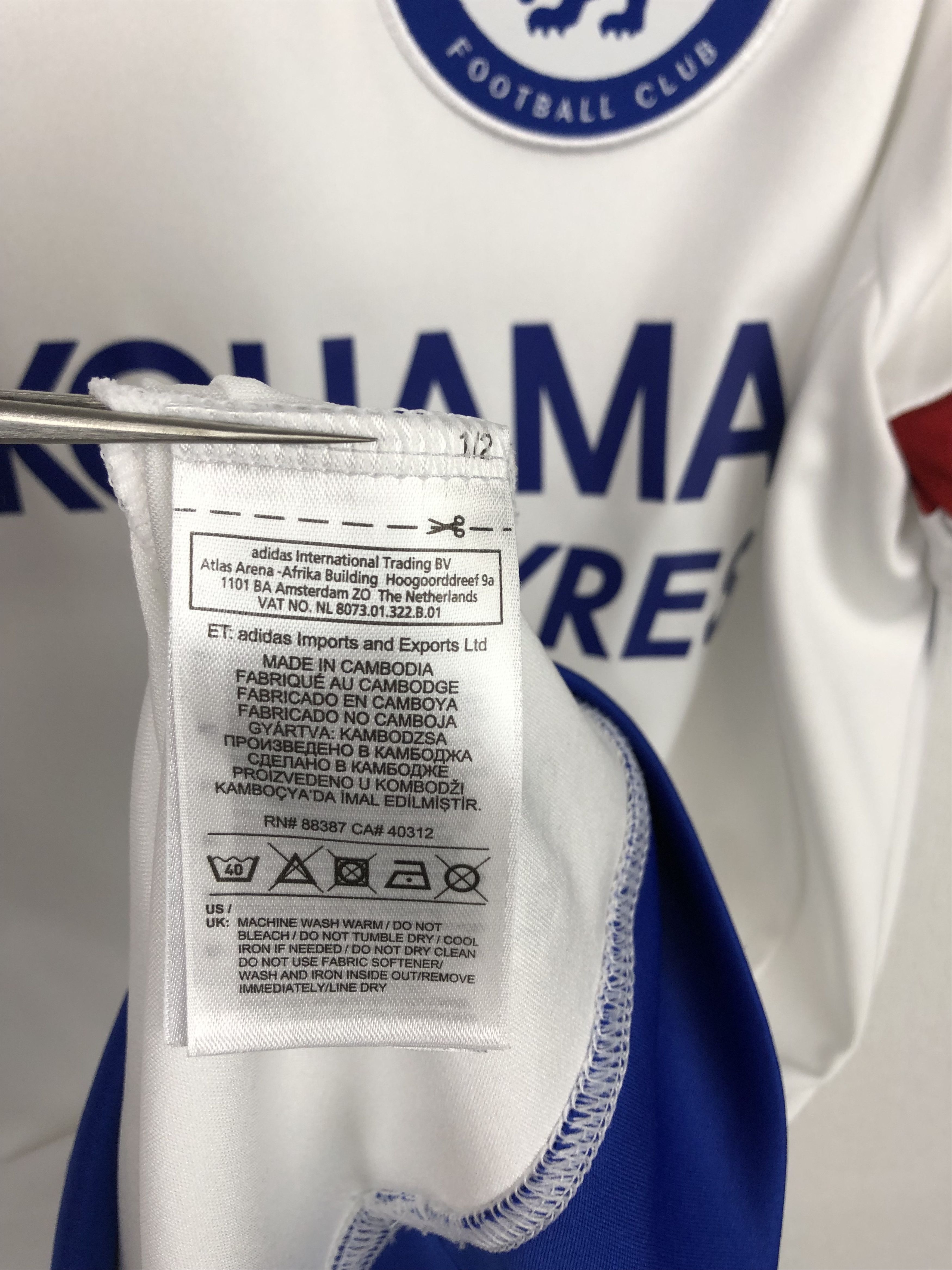 Adidas Chelsea football shirt Soccer Adidas Jersey Trikot Tee Hype Size US M / EU 48-50 / 2 - 7 Thumbnail