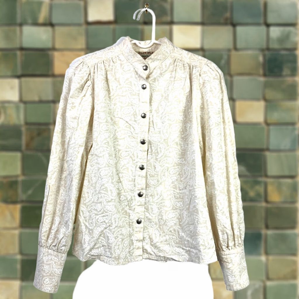 Vintage Wah Maker Vintage Collection Ivory 100% Cotton Western Shirt M Medium Paisley Print Prairie Puff Look 1990s Mens Size M / US 6-8 / IT 42-44 - 1 Thumbnail