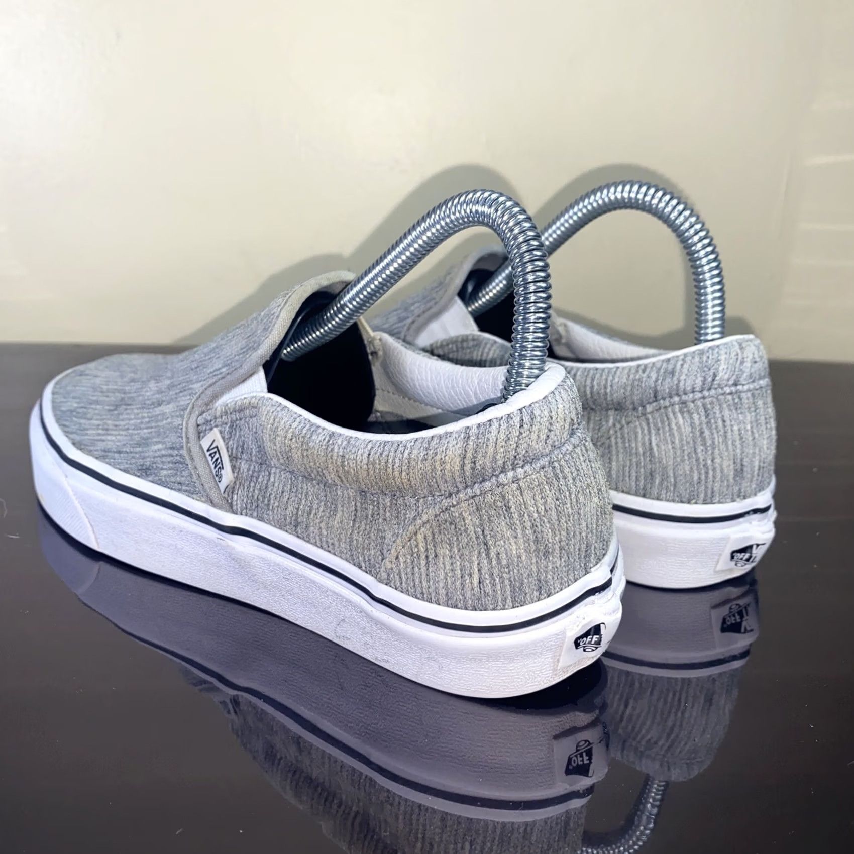Vans VANS Corduroy Grey Sneaker Women 7.5 US 7.5 UK Size Cordiroy Gray Shoes Womens Size US 8 / IT 38 - 4 Thumbnail