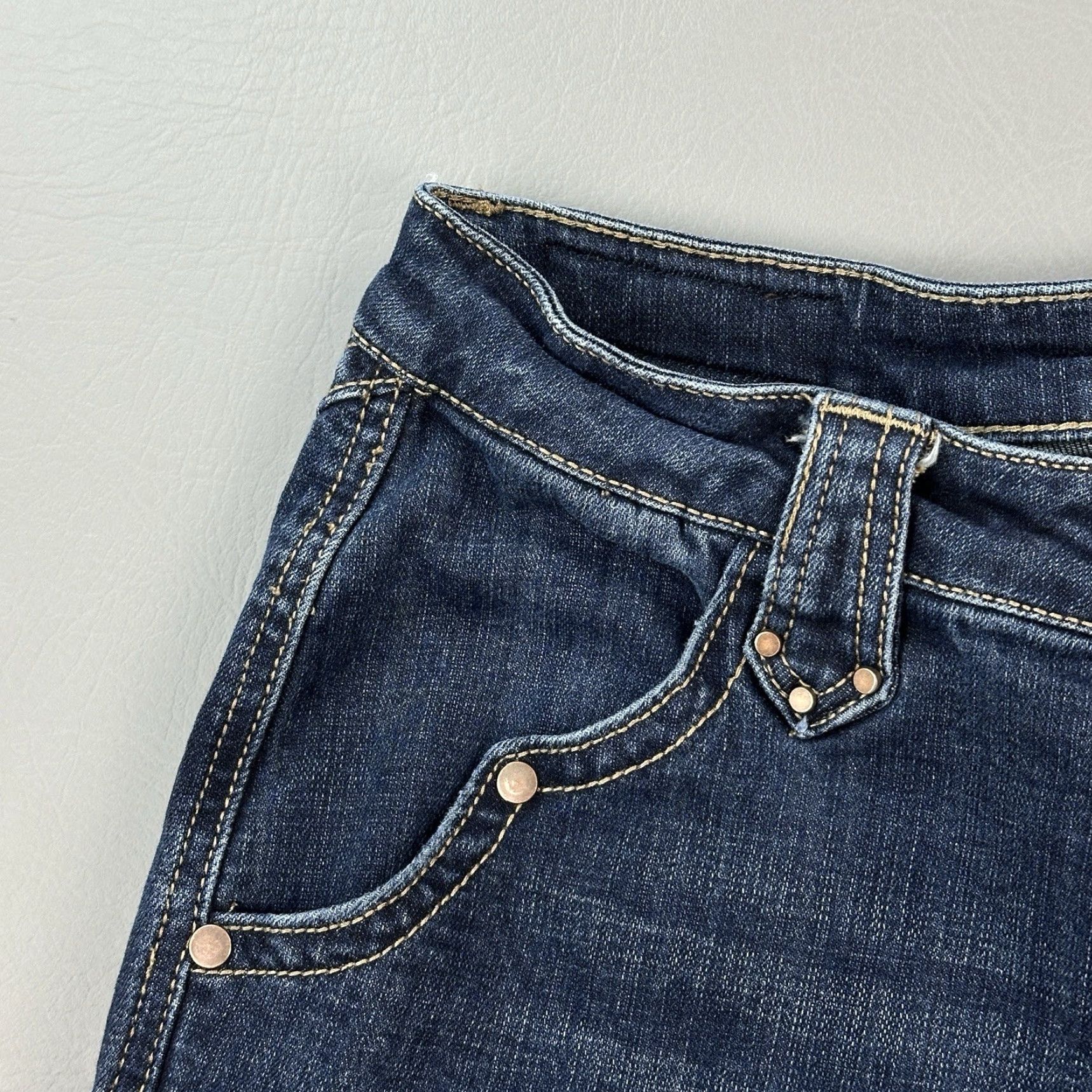 Vintage Rock & Roll Denim Jeans Women’s 33x34 33x33 Flare High Rise Trouser Rivet Detail Size 24" / US 00 / IT 34 - 6 Thumbnail