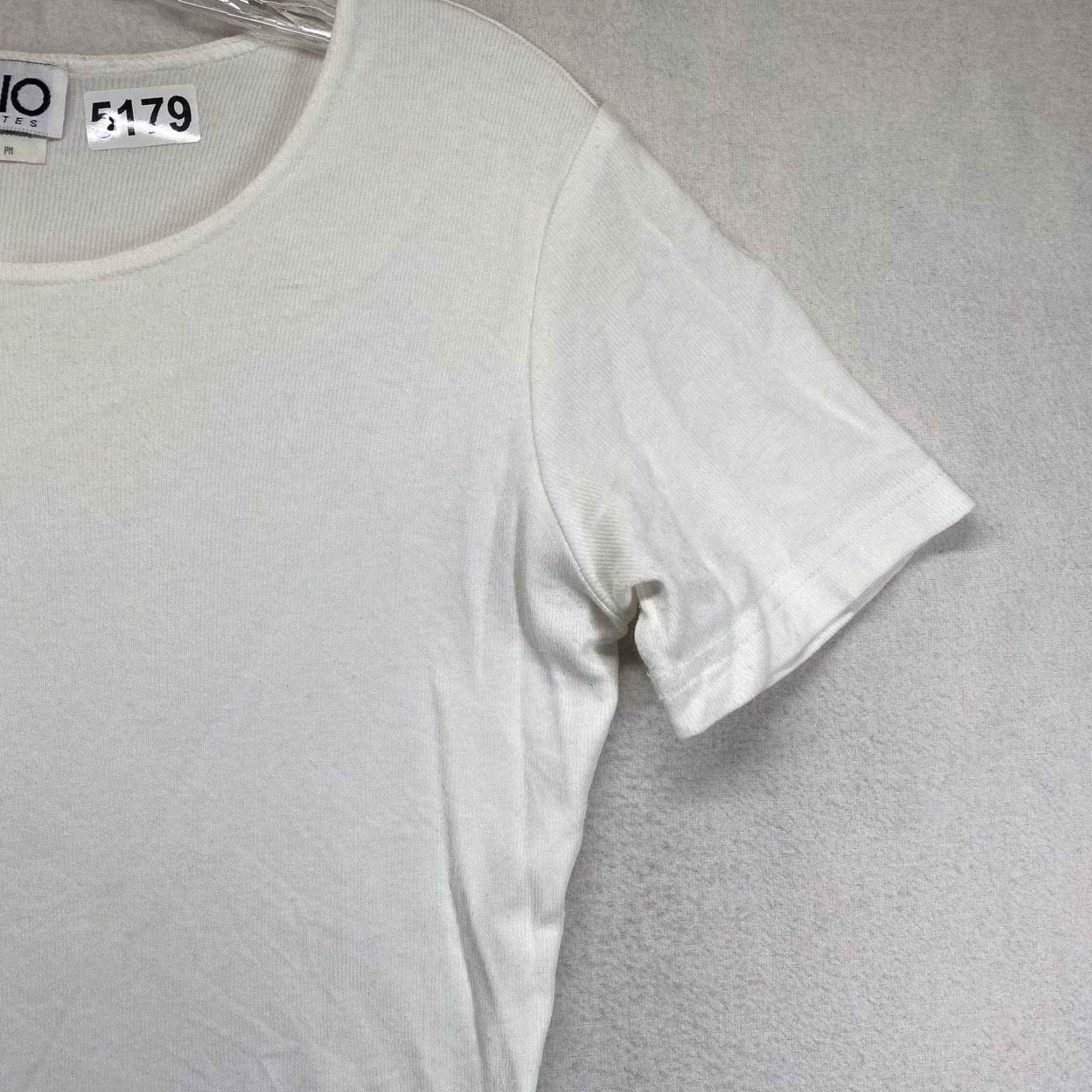 Vintage VINTAGE Clio White Blouse Petite Short Sleeve Round Neck USA 80s 90s Casual Woman Size M / US 6-8 / IT 42-44 - 6 Thumbnail