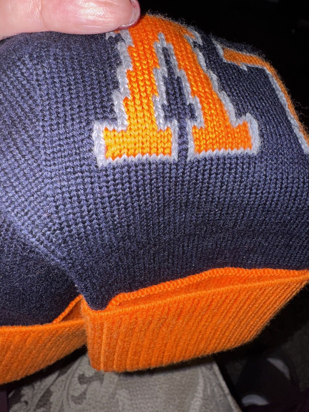 Louis Vuitton Louis Vuitton Gon Louis Marine Large Navy & Orange Gloves Size ONE SIZE - 13 Thumbnail