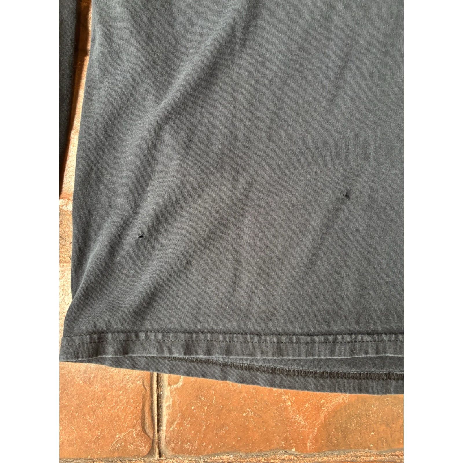 Quiksilver VINTAGE Quiksilver Long Sleeve Shirt Large Black 90s Surf Skater Double-Sided Logo Graphic Print Men Size US L / EU 52-54 / 3 - 4 Thumbnail