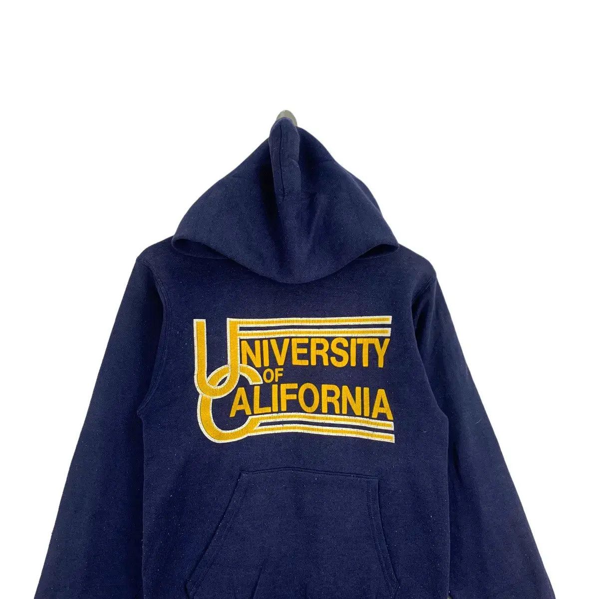 Vintage Vintage 90s UNIVERSITY Of CALIFORNIA Print Official College Size US S / EU 44-46 / 1 - 3 Thumbnail