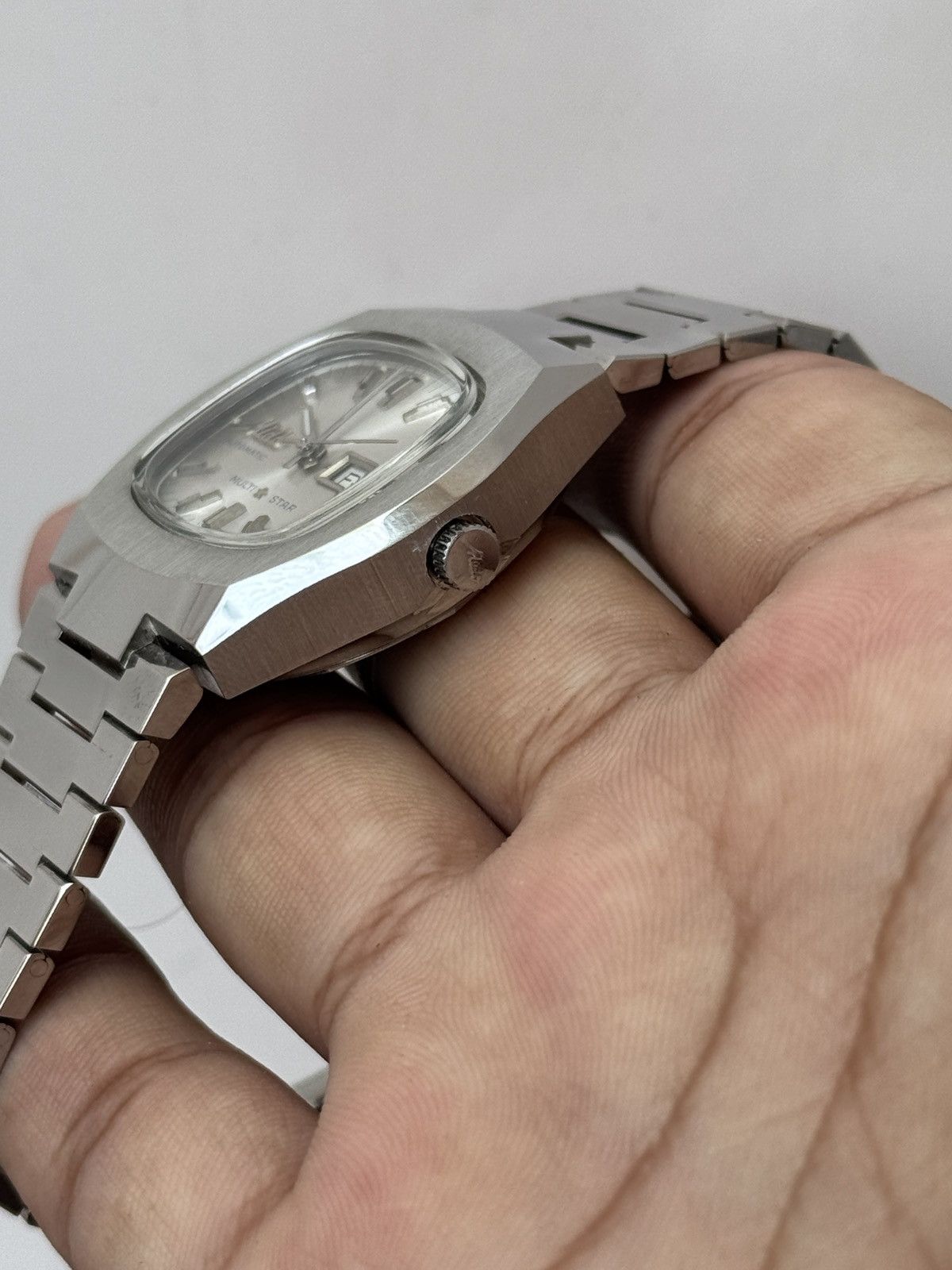 Vintage MIDO MULTI STAR AUTOMATIC WATCH Size 36 - 3 Thumbnail