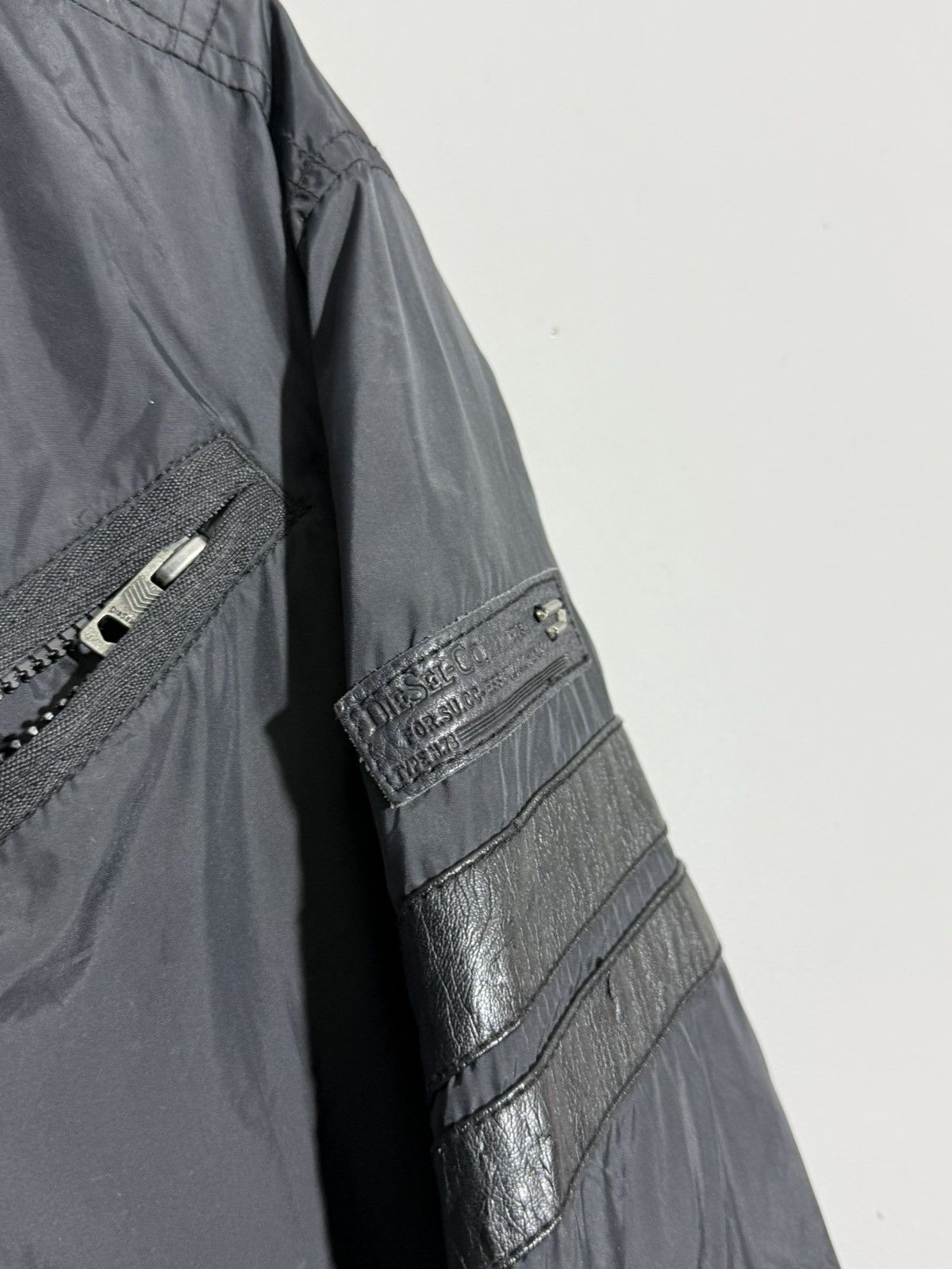 Diesel Vintage Y2k Diesel Nylon Bomber Jacket size XL Size US XL / EU 56 / 4 - 3 Thumbnail