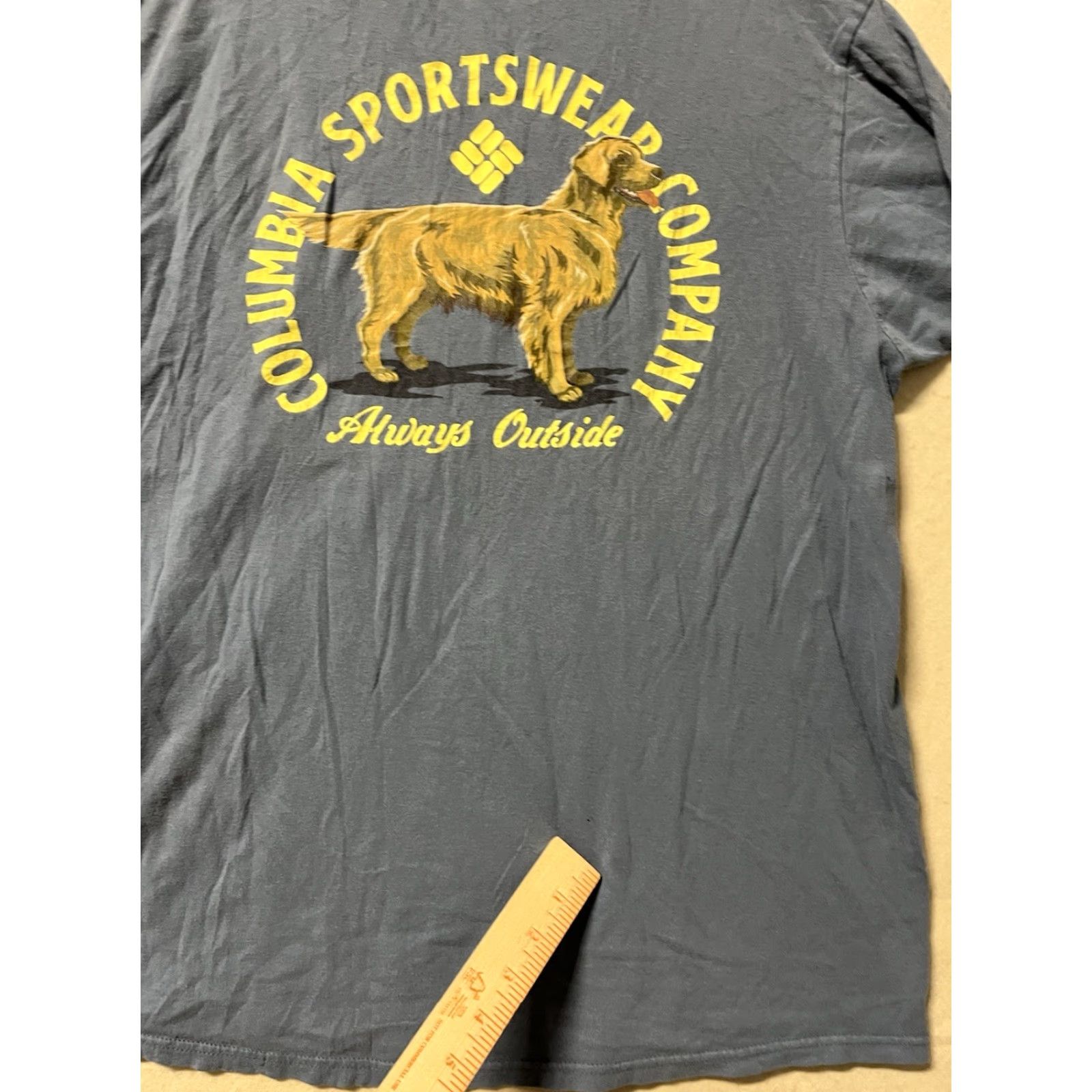Vintage Columbia Shirt Dog Graphic Gray L Mens Regular T-Shirt Activewear Size Large Flaws See All pics Size US L / EU 52-54 / 3 - 6 Thumbnail