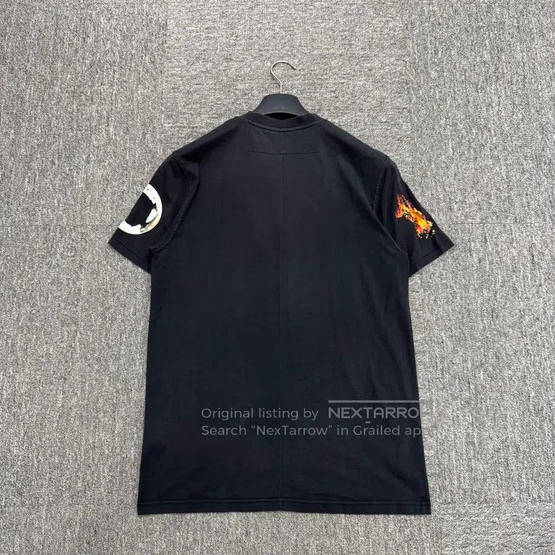 Givenchy Givenchy Flame Boy Short Sleeve (Size M) Size US M / EU 48-50 / 2 - 5 Thumbnail