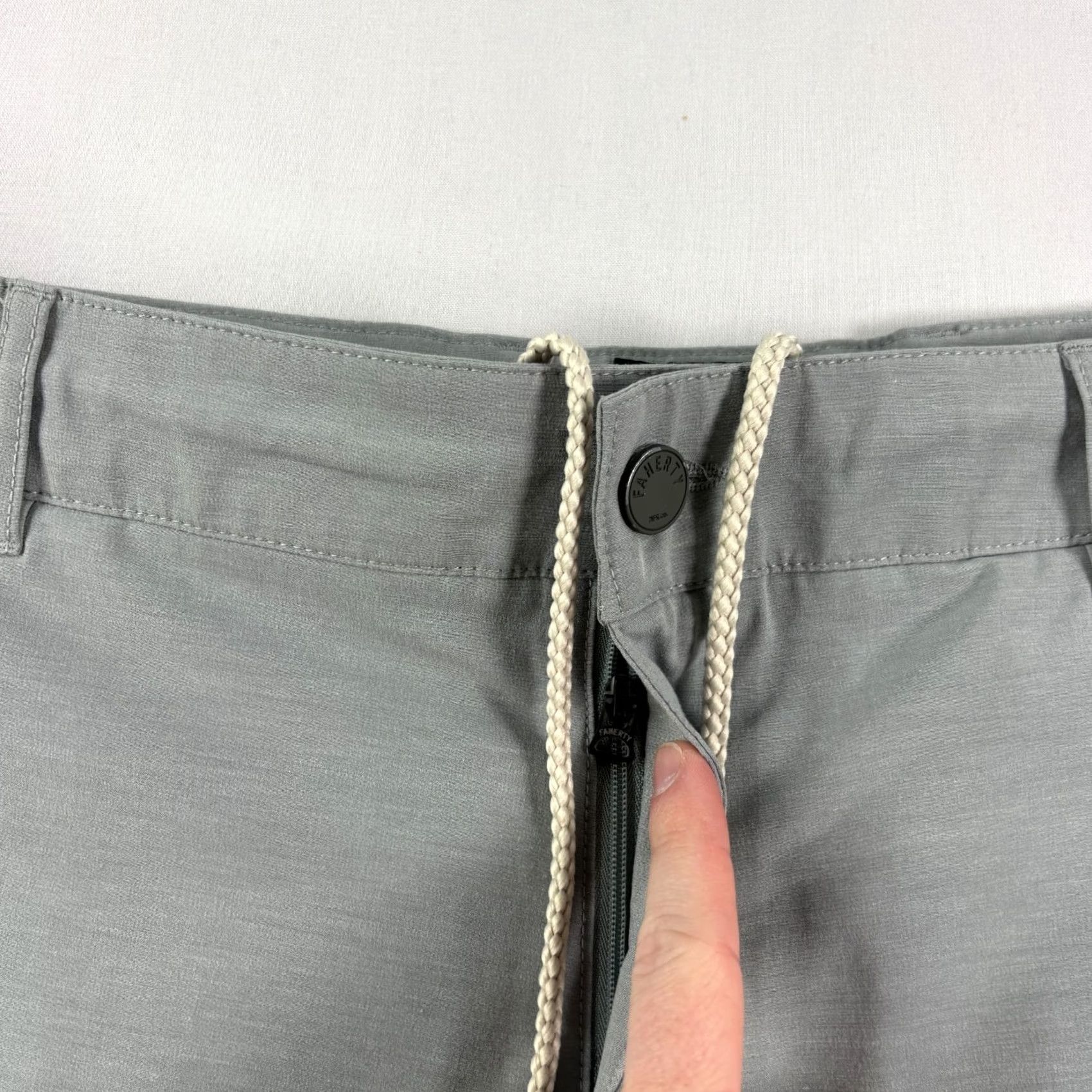 Faherty Faherty Mens Shorts 38 Gray All Day Chino Casual Hybrid Drawstring Pockets Regular 9in Inseam Front Flat Front Logo Closet Buy Now Mens Size US 38 / EU 54 - 2 Thumbnail