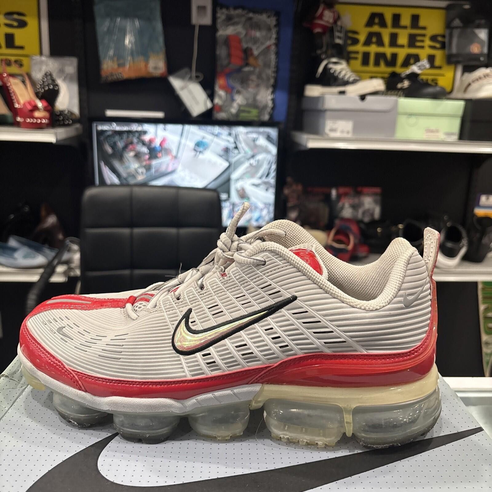 Nike Nike Red And Black Air Vapormax 360 Running Shoes With Box Size US 12 / EU 45 - 2 Thumbnail
