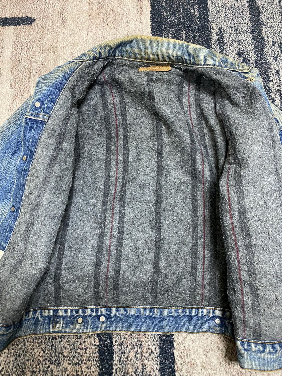 Levi's Vintage Clothing Vintage 80s Levi’s Sherpa Trucker Distressed Jacket Size US M / EU 48-50 / 2 - 7 Thumbnail