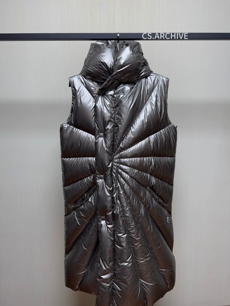 Rick Owens Rick Owens X Moncler joint model (main line) ro Mongolian s Size US M / EU 48-50 / 2 - 1 Thumbnail