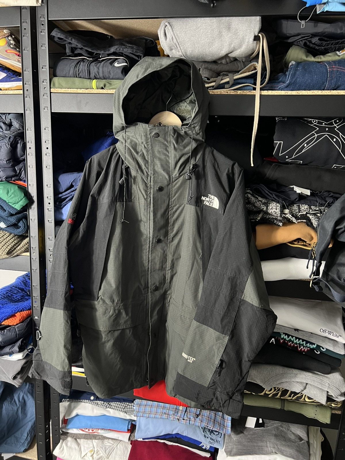 The North Face Vintage The North Face Summit Series Gore-Tex XCR Ski Jacket Size US M / EU 48-50 / 2 - 3 Thumbnail