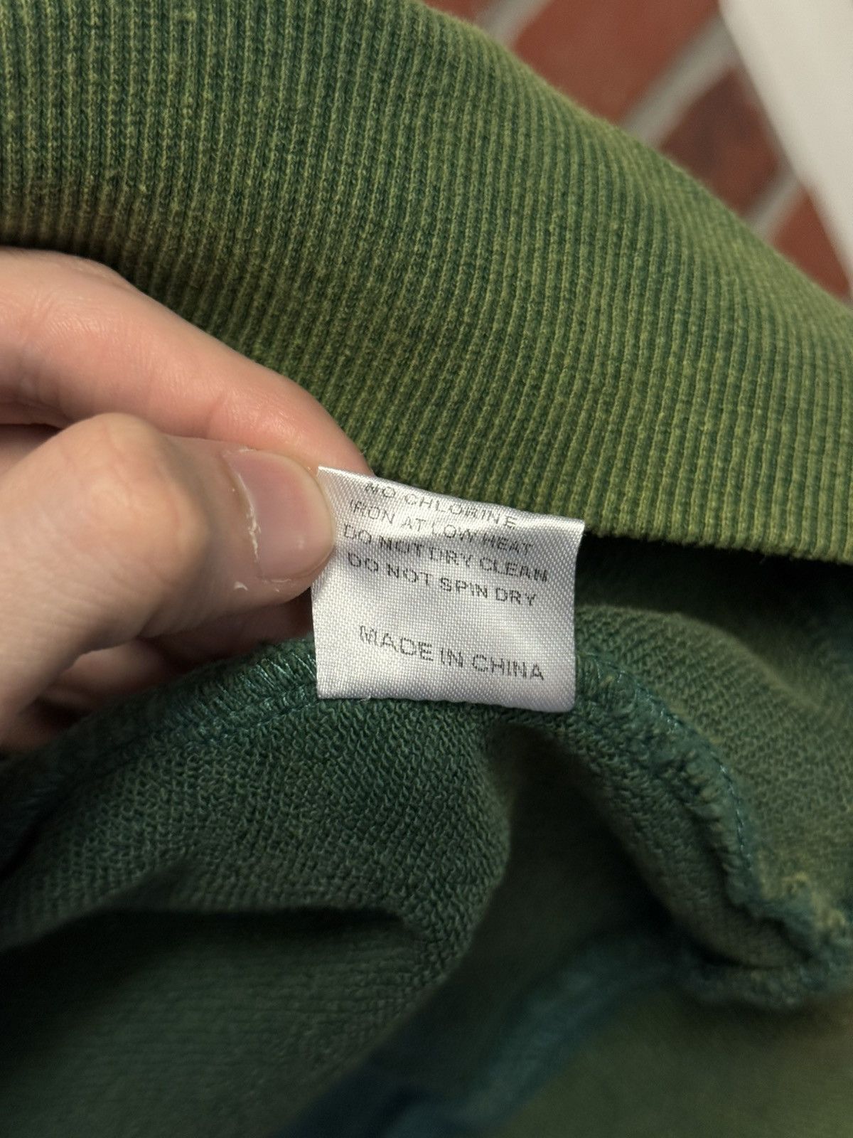 Vale Valley Green Pullover Hoodie Size XL (NEW) Size US XL / EU 56 / 4 - 9 Thumbnail