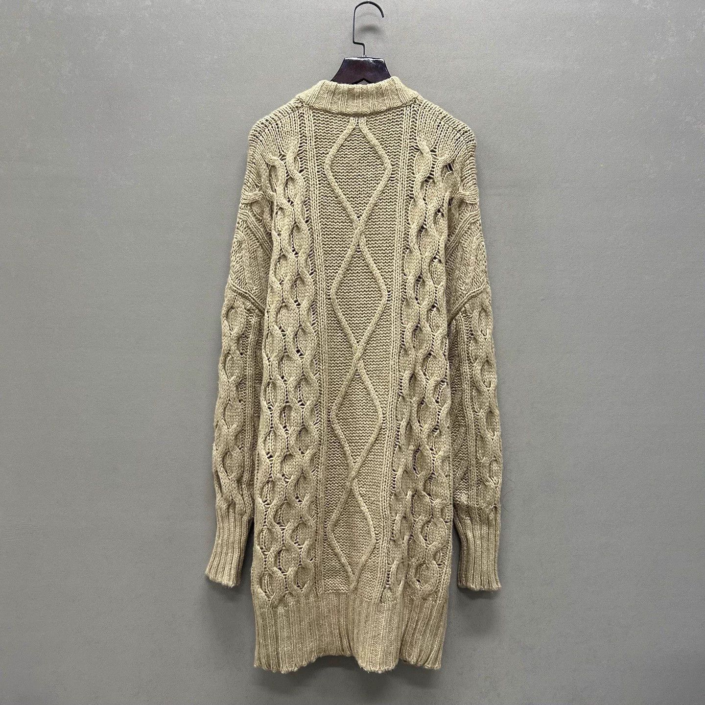 Max Mara MaxMara wool 3D twist dress 99 new M Size M / US 6-8 / IT 42-44 - 2 Thumbnail