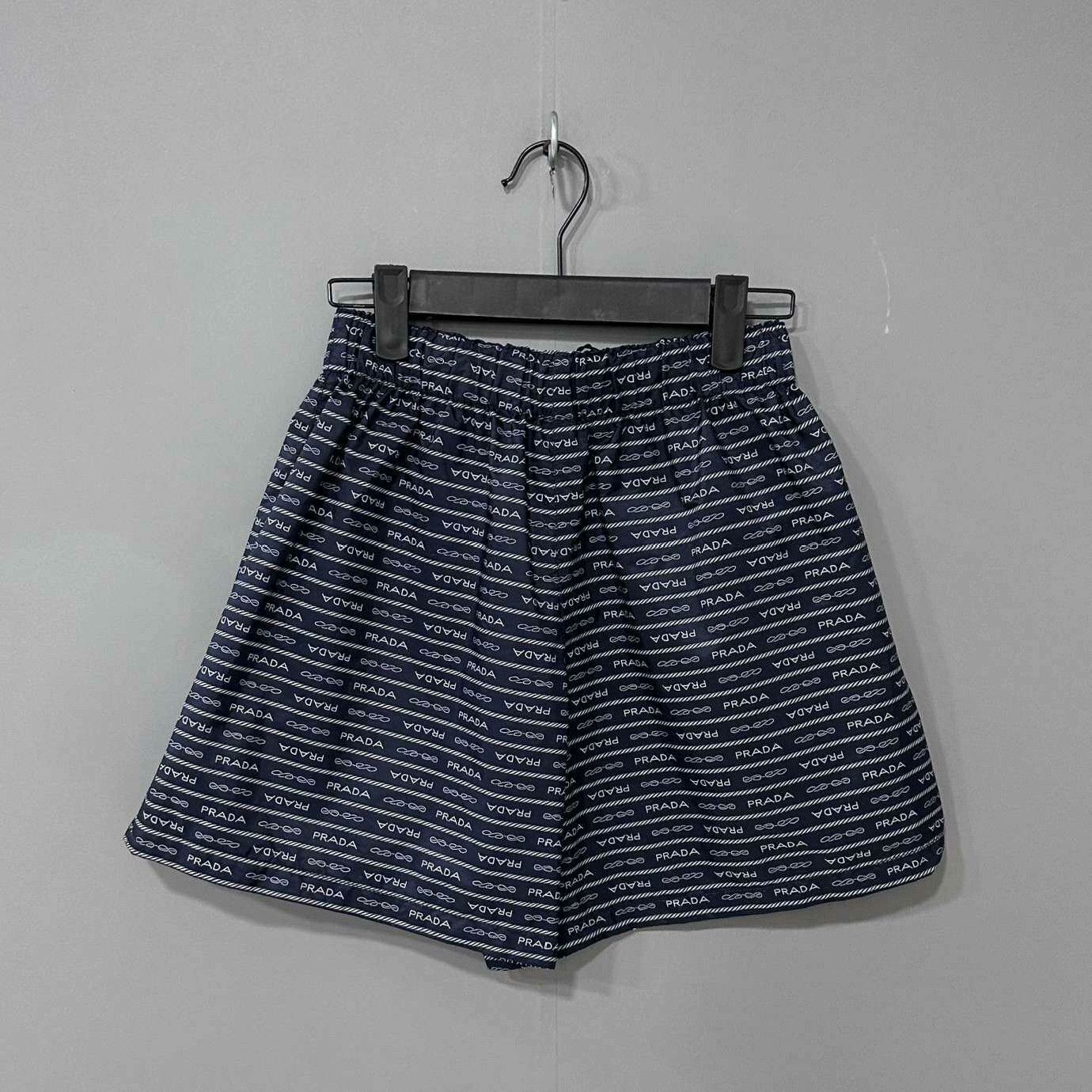 Prada Prada Retro Striped Pants 28 Women Size 28" / US 6 / IT 42 - 1 Thumbnail