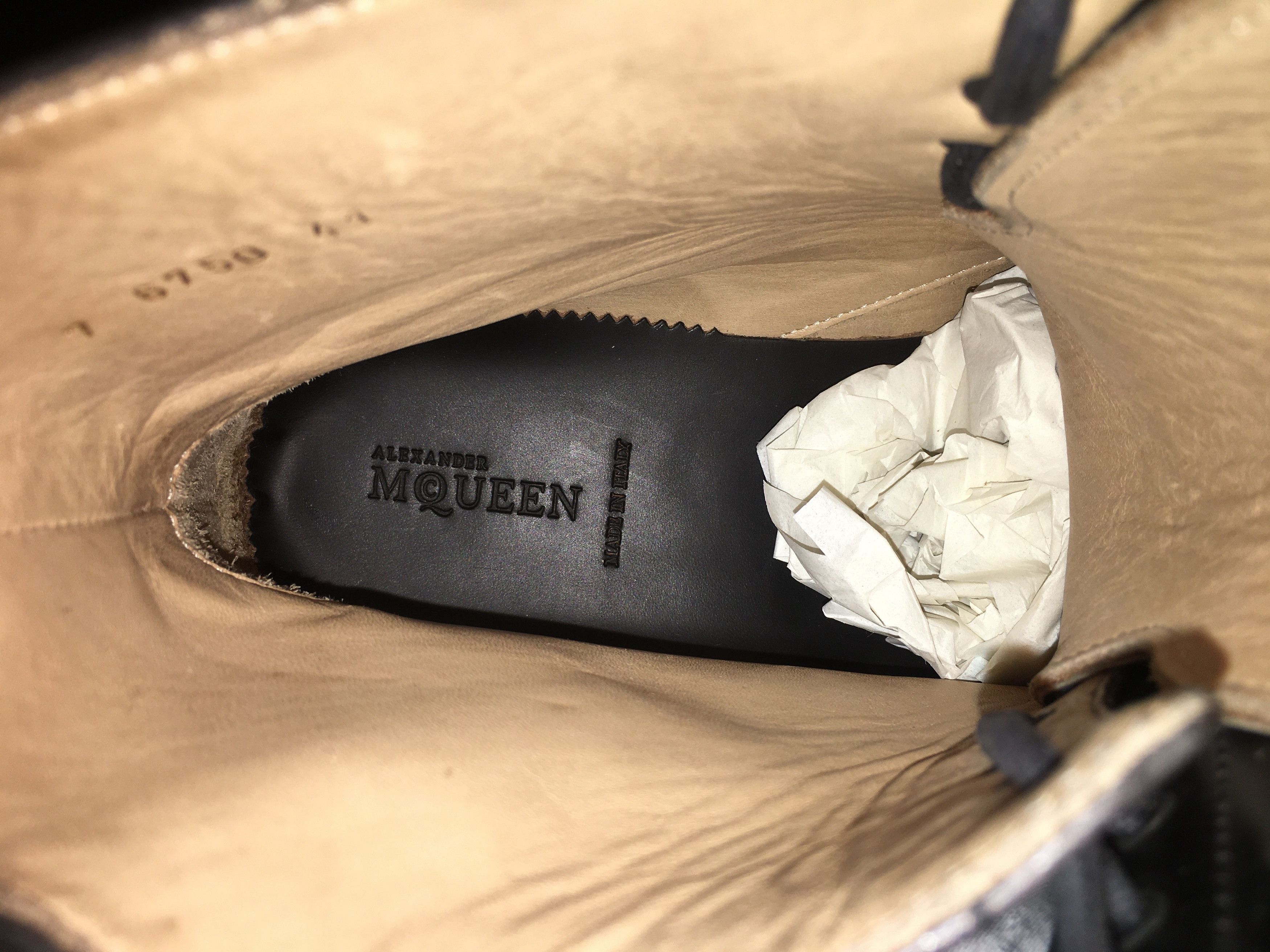 Alexander McQueen Alexander McQueen Zippered Lug Boots St. Moritz Outsole Size US 9 / EU 42 - 4 Thumbnail