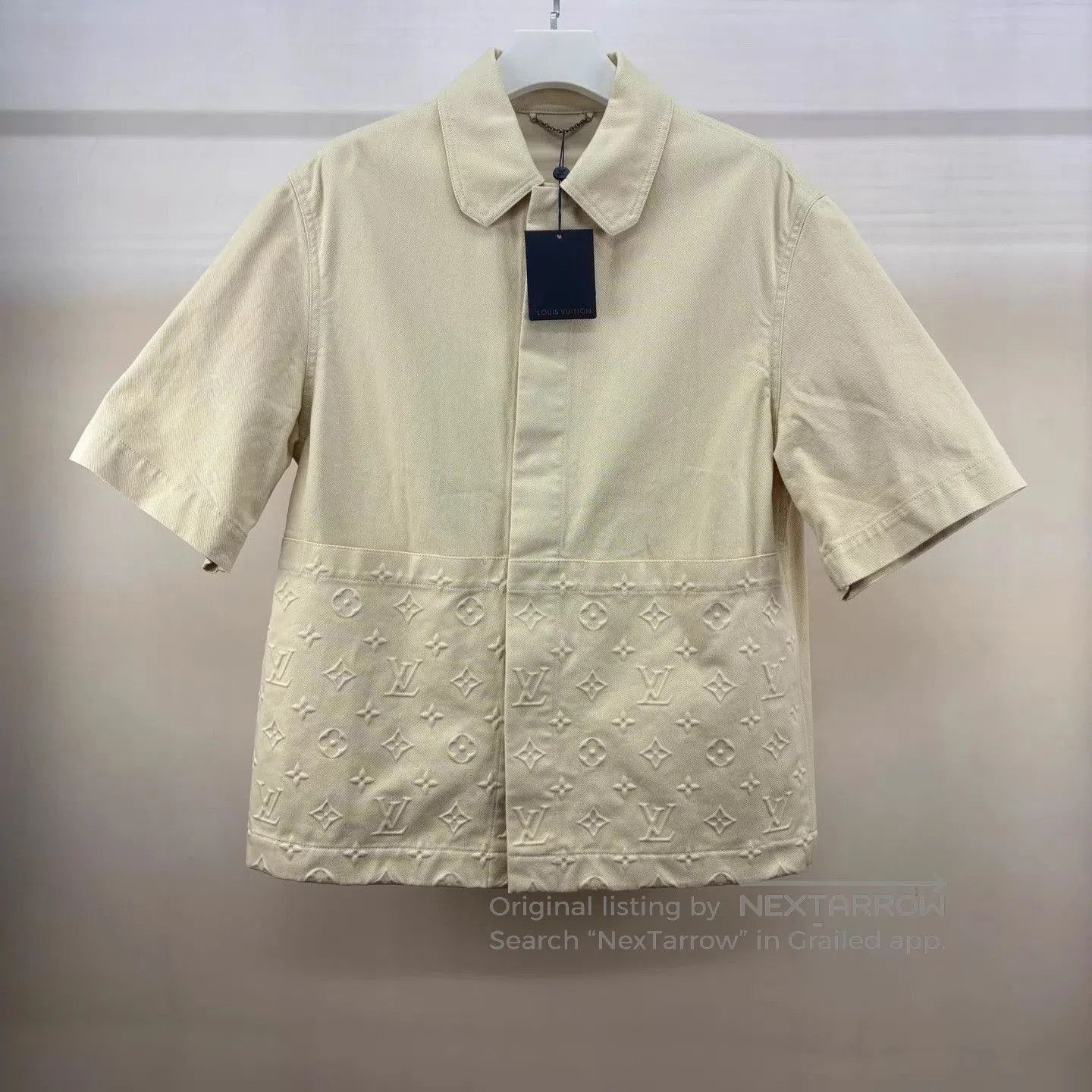 Louis Vuitton Yellow Short-Sleeve Shirt with Embossed Pattern. Size US L / EU 52-54 / 3 - 1 Thumbnail