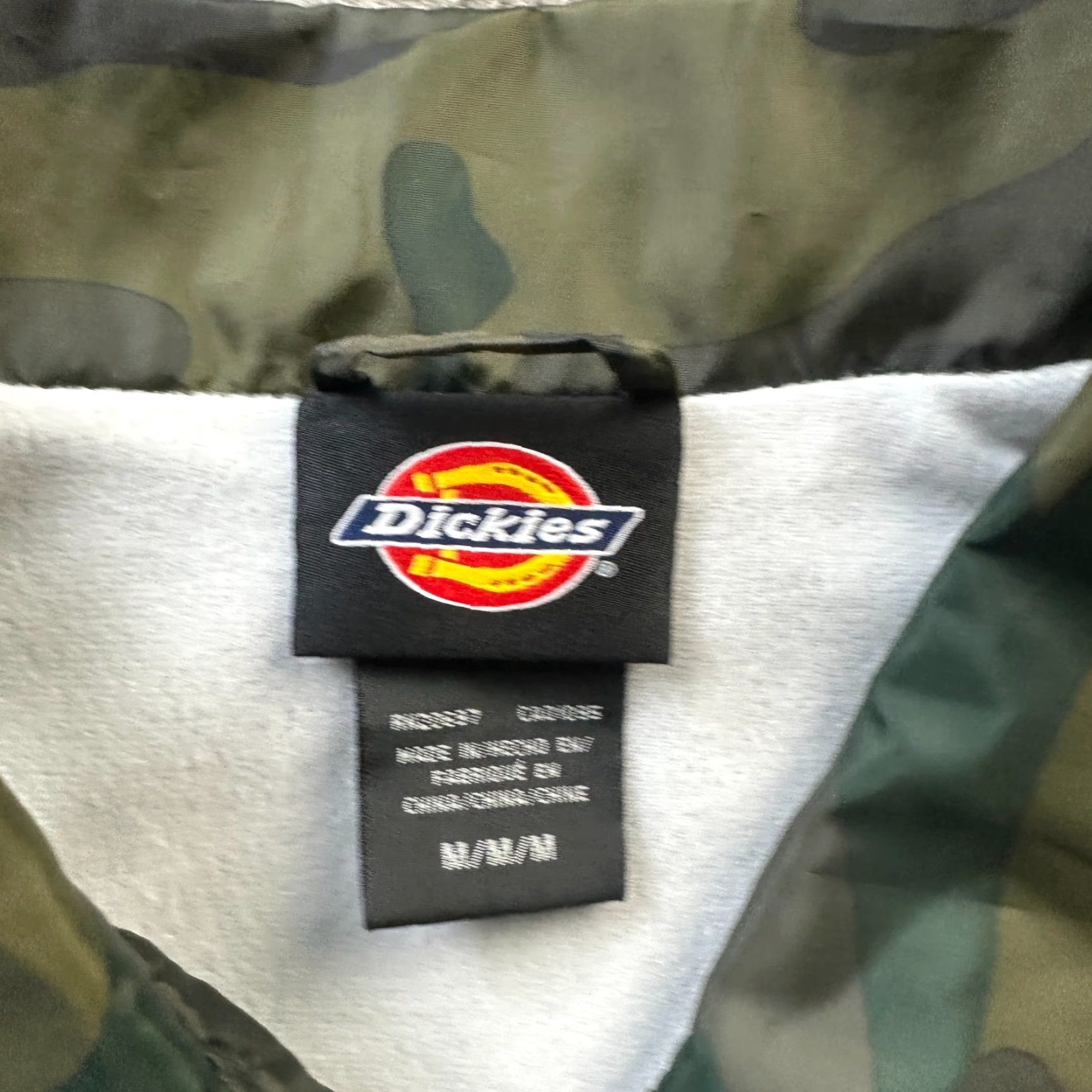 Dickies Dickies Jacket Mens M Green Camouflage Nylon Snap On Windbreaker Coat Spring Winter Fall Weather Workwear Casual Size US M / EU 48-50 / 2 - 7 Thumbnail