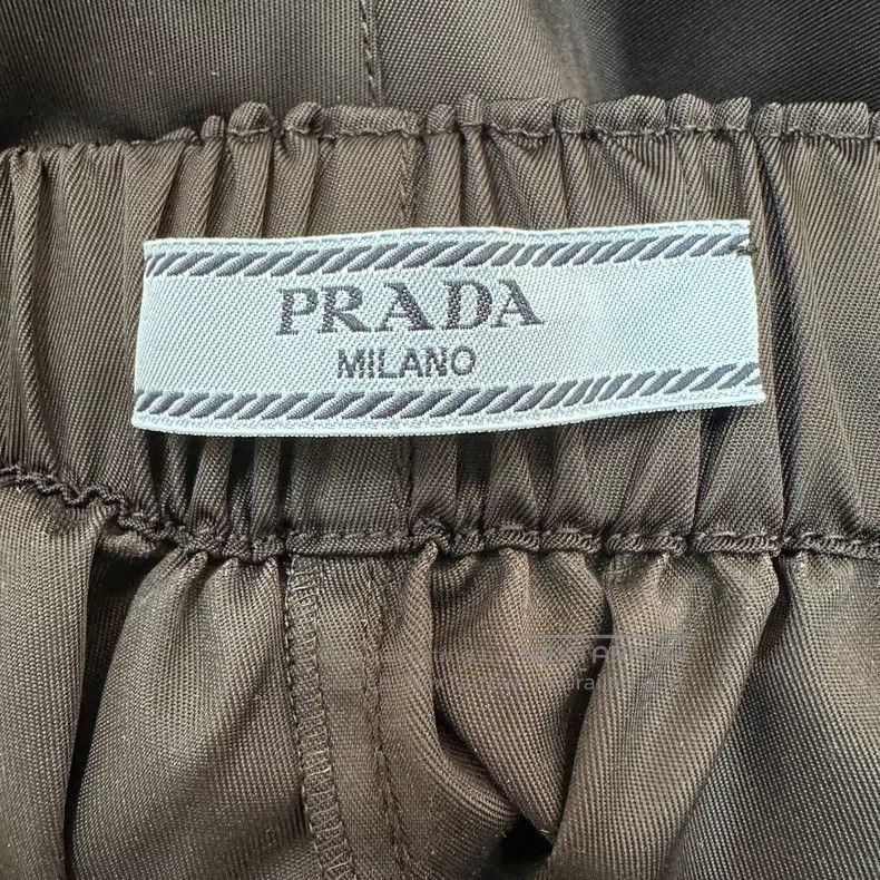 Prada Prada Black Elastic Waist Casual Shorts Size 27" / US 4 / IT 40 - 3 Thumbnail