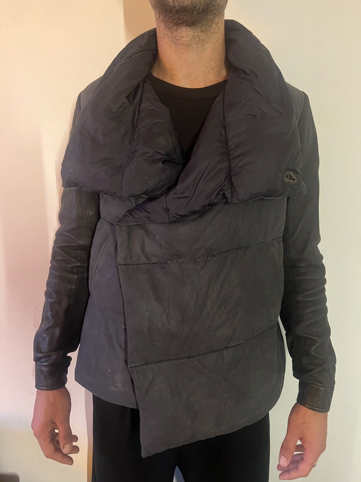 Isaac Sellam Experience Isaac Sellam experience puffer jacket with leather sleeves Size US L / EU 52-54 / 3 - 4 Thumbnail