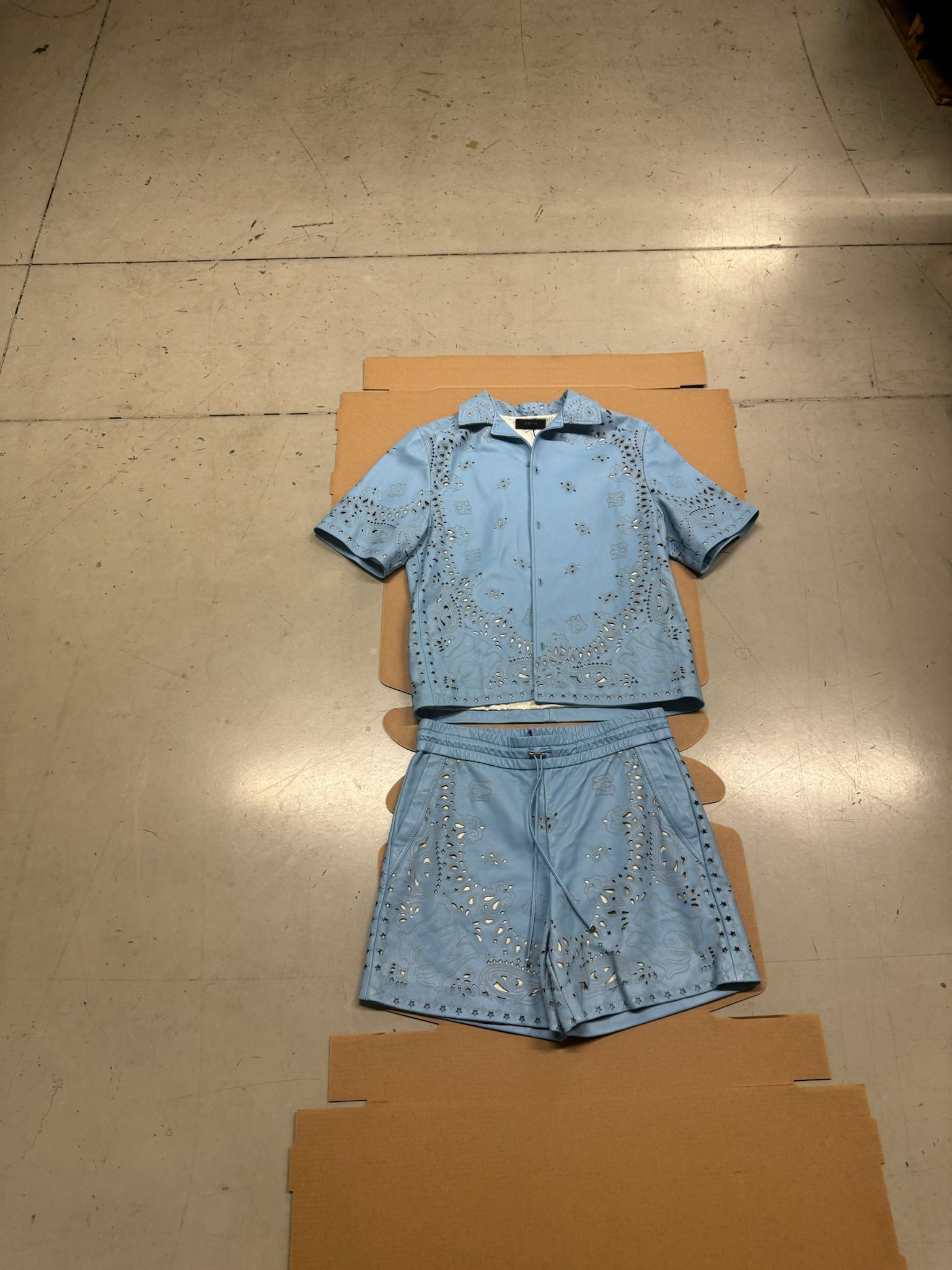 Amiri o1alsim10925 Star-Bandana Cut Out Full Set Shirt And Shorts Size US M / EU 48-50 / 2 - 18 Thumbnail