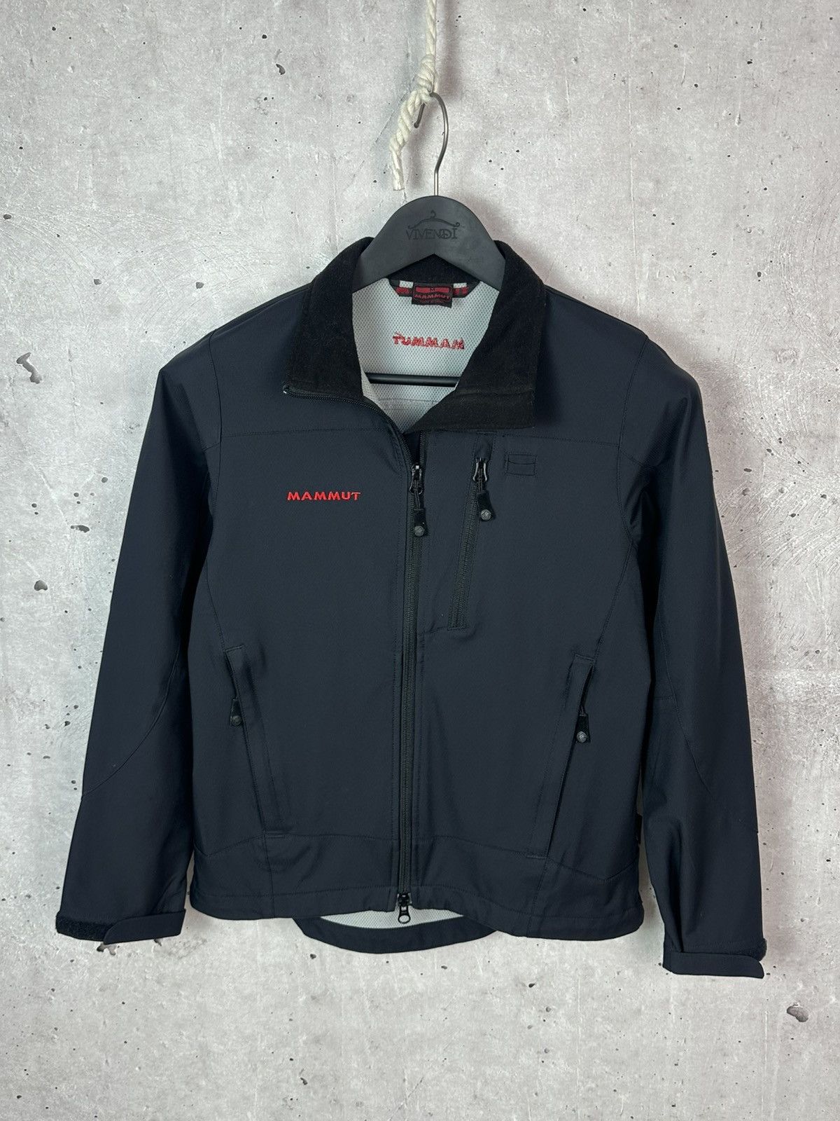 Mammut Mammut Black Zip Pocket Logo Women’s Soft Shell Jacket Size M / US 6-8 / IT 42-44 - 1 Thumbnail