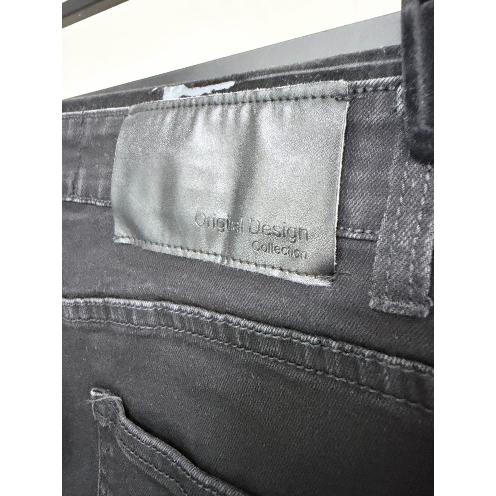 Express Men’s Express Skinny Fit Black Men’s Jeans size 30 Size US 30 / EU 46 - 3 Thumbnail