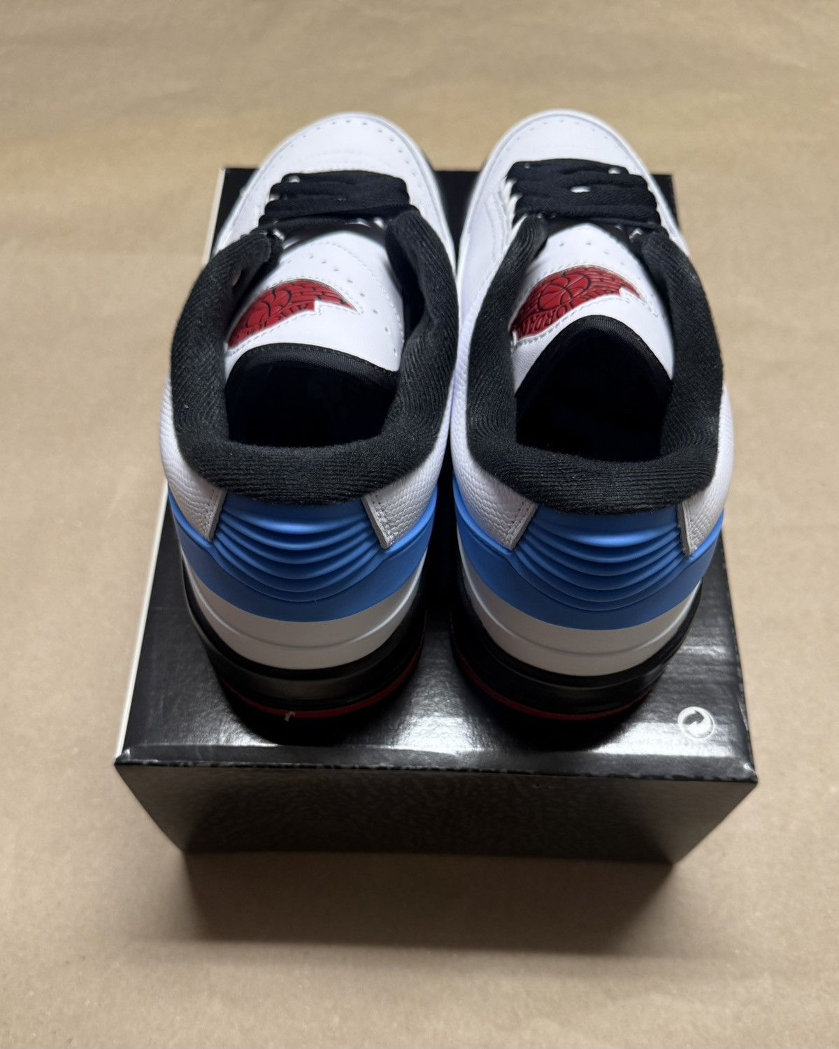 Jordan Brand Nike Air Jordan 2/3 UNC to Chicago Retro men’s size 7.5 NEW! Size US 7.5 / EU 40-41 - 4 Thumbnail