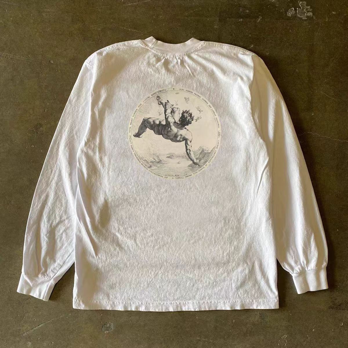 Vintage White washed retro street hip-hop print long-sleeved t-shirt Size US M / EU 48-50 / 2 - 1 Thumbnail