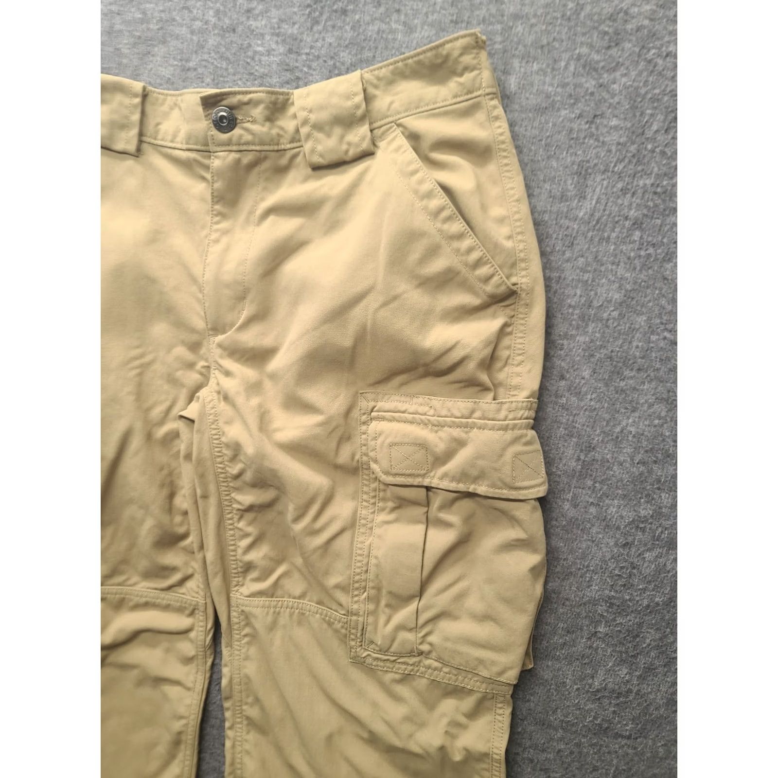Vintage Duluth Trading Pants Womens M 28x32 Dry on the Fly Regular Fit Mid Rise Cargo Pants Beige Nylon Canvas with Pockets Size 32" / US 10 / IT 46 - 7 Thumbnail