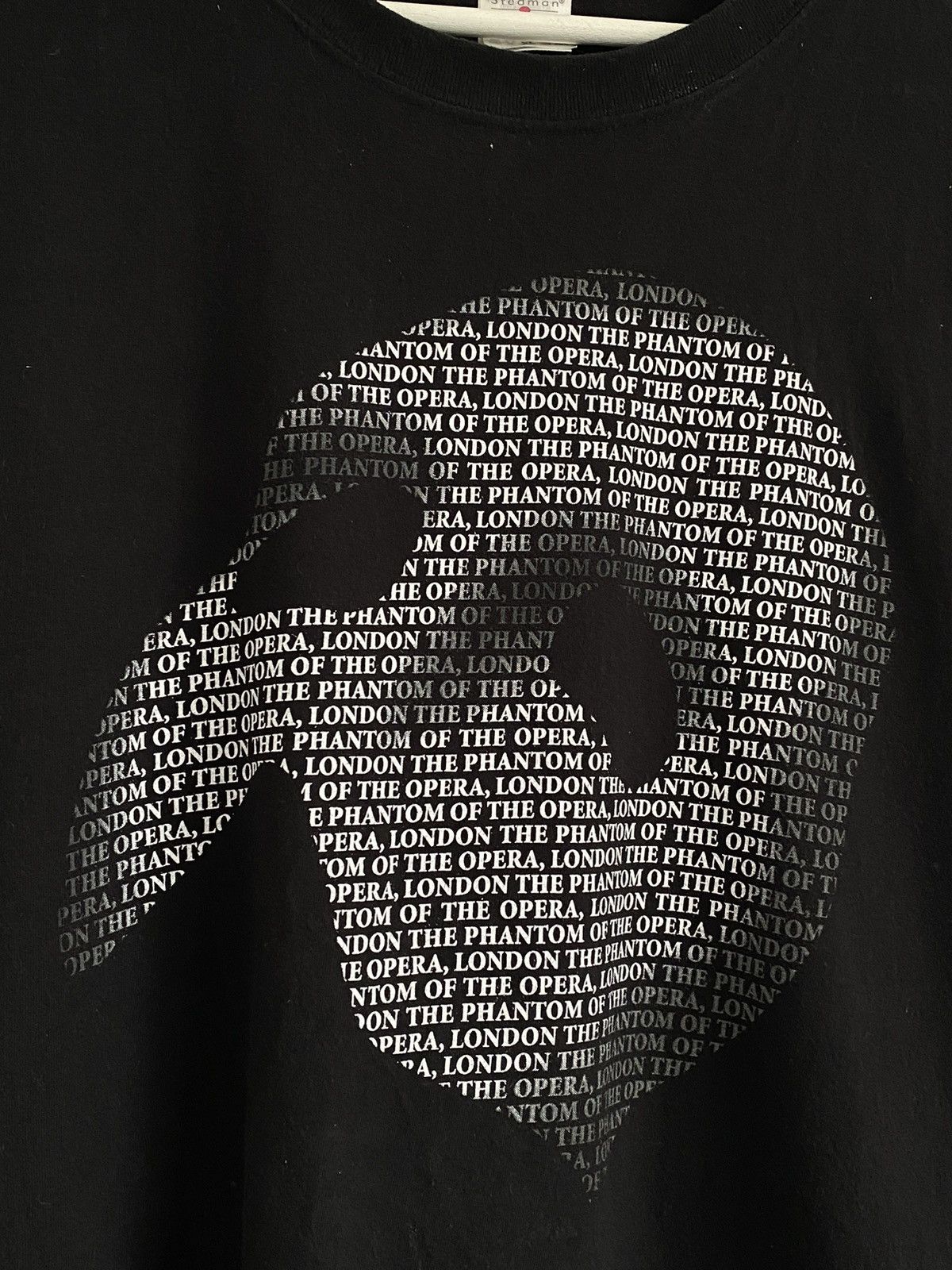 Band Tees Vintage Phantom of the opera London long sleeve Size US XL / EU 56 / 4 - 2 Thumbnail